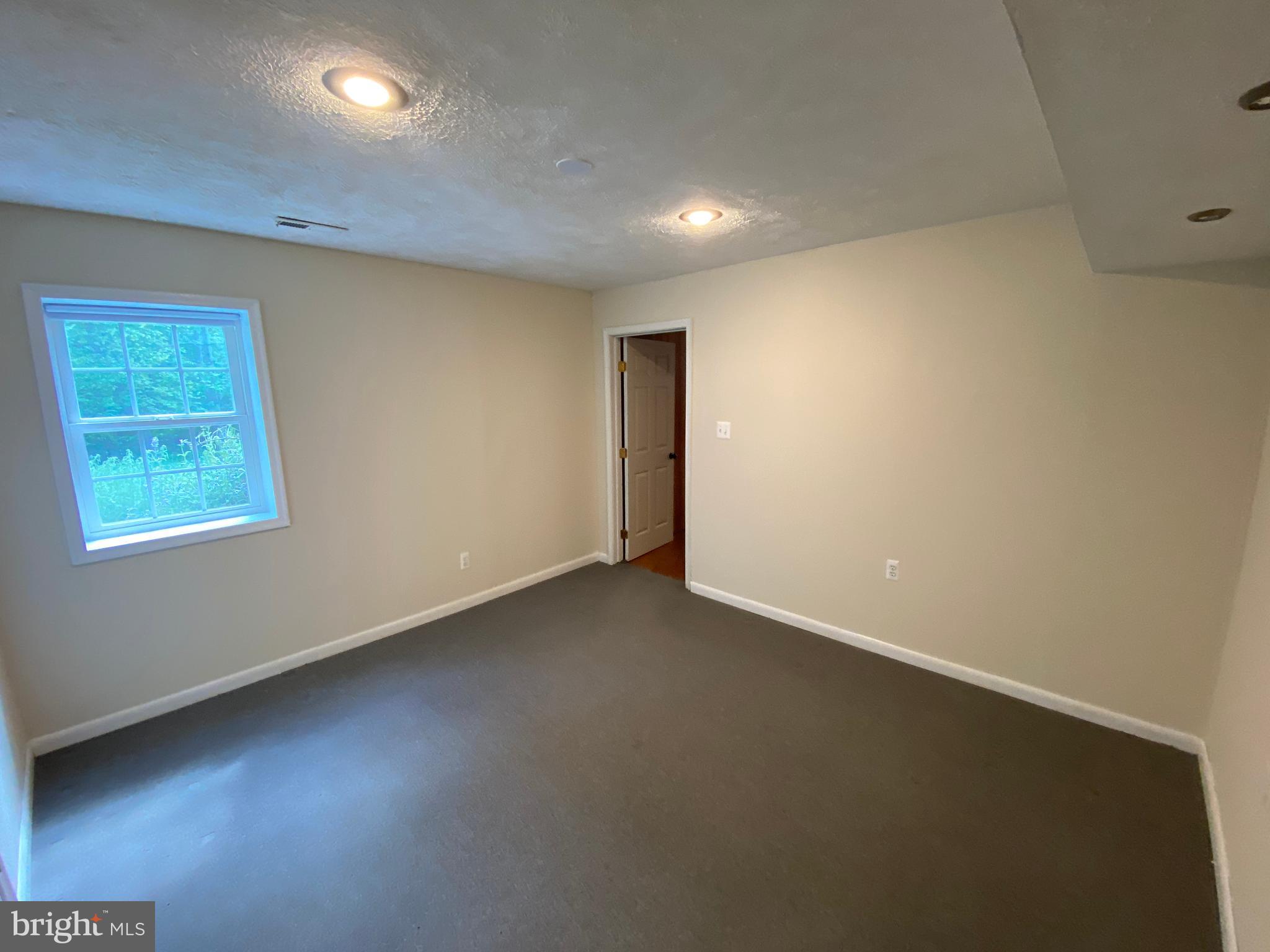 WILDERNESS SHORES - Residential Lease