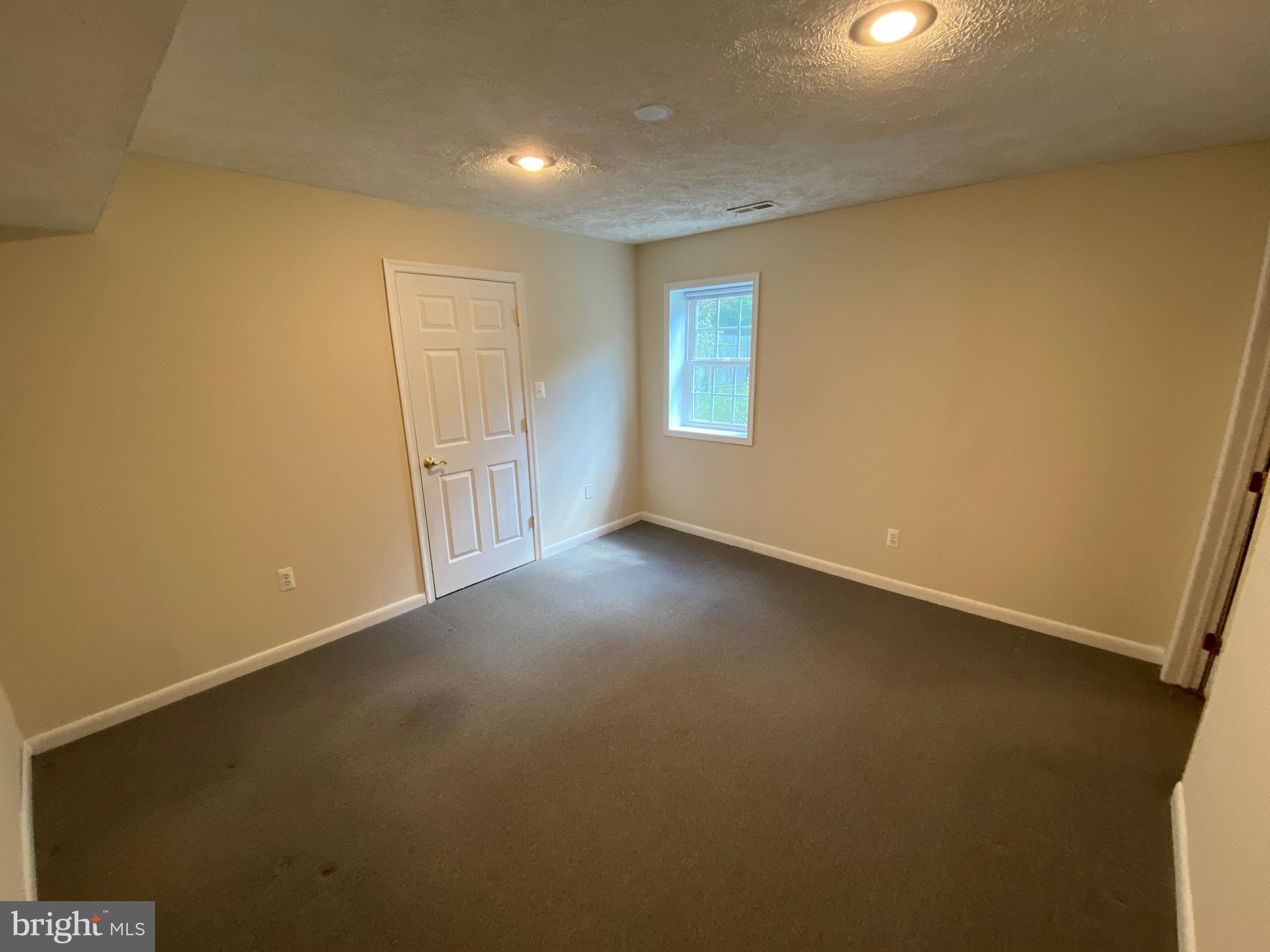 WILDERNESS SHORES - Residential Lease