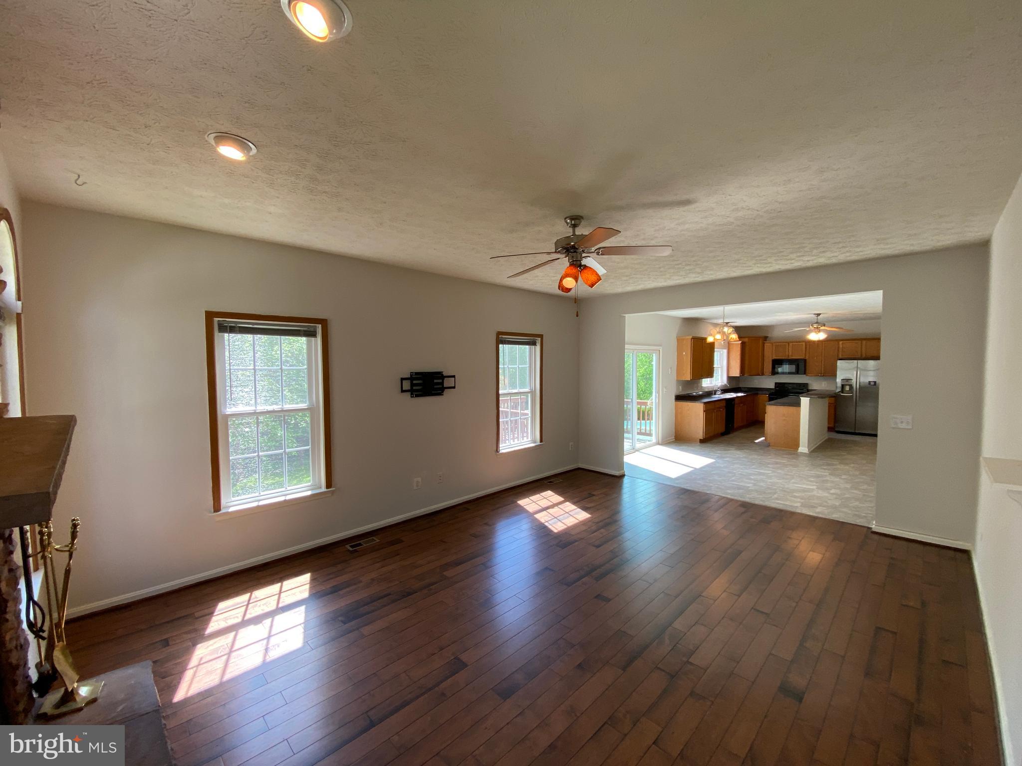 WILDERNESS SHORES - Residential Lease