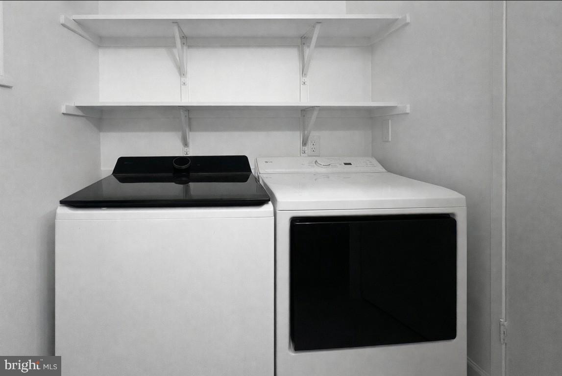 WARREN LODGE CONDOMINIUMS - Residential Lease