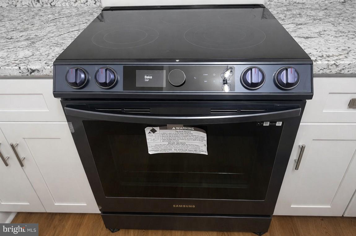 WARREN LODGE CONDOMINIUMS - Residential Lease