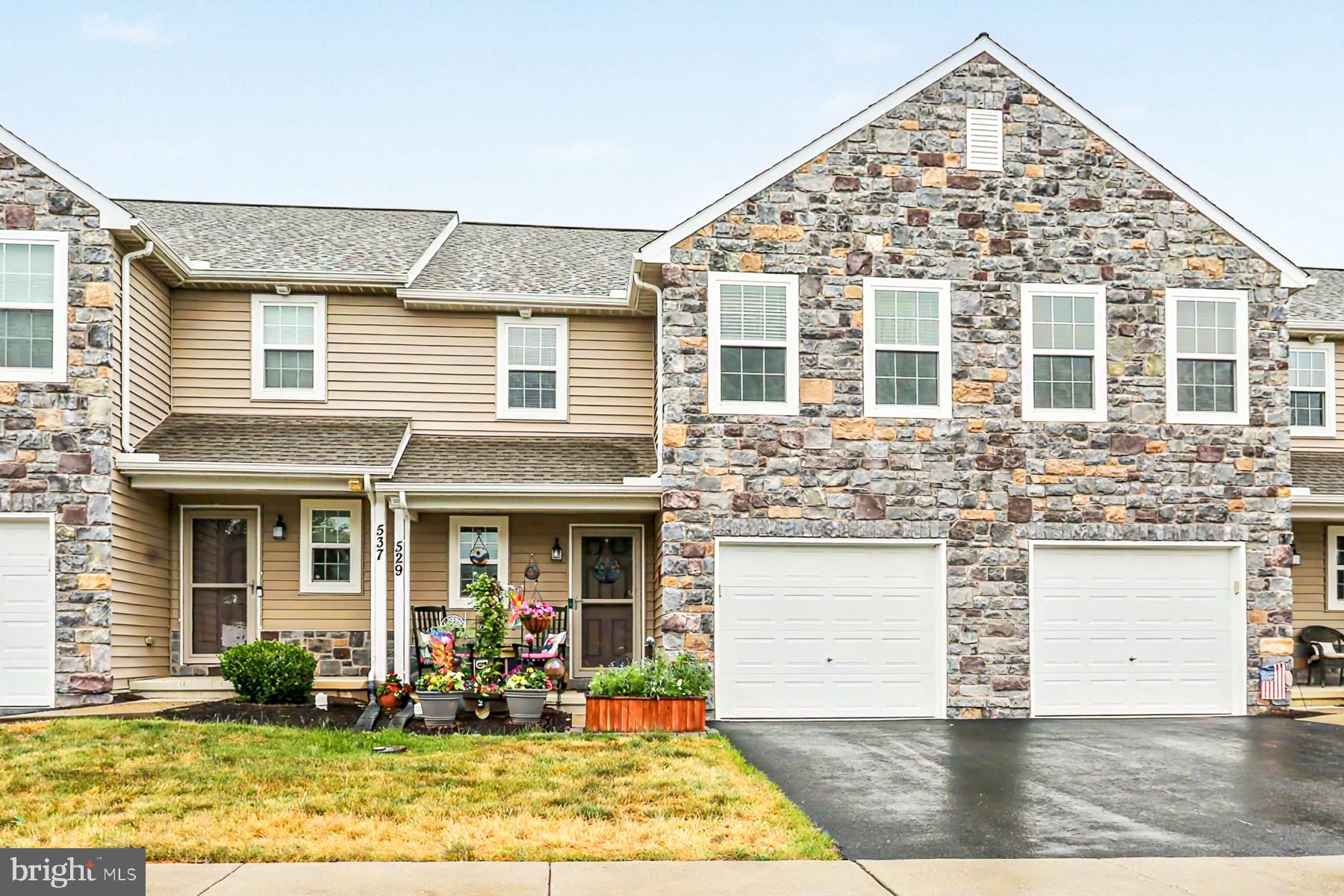 529 BROOKWOOD DR U-0138 DRIVE