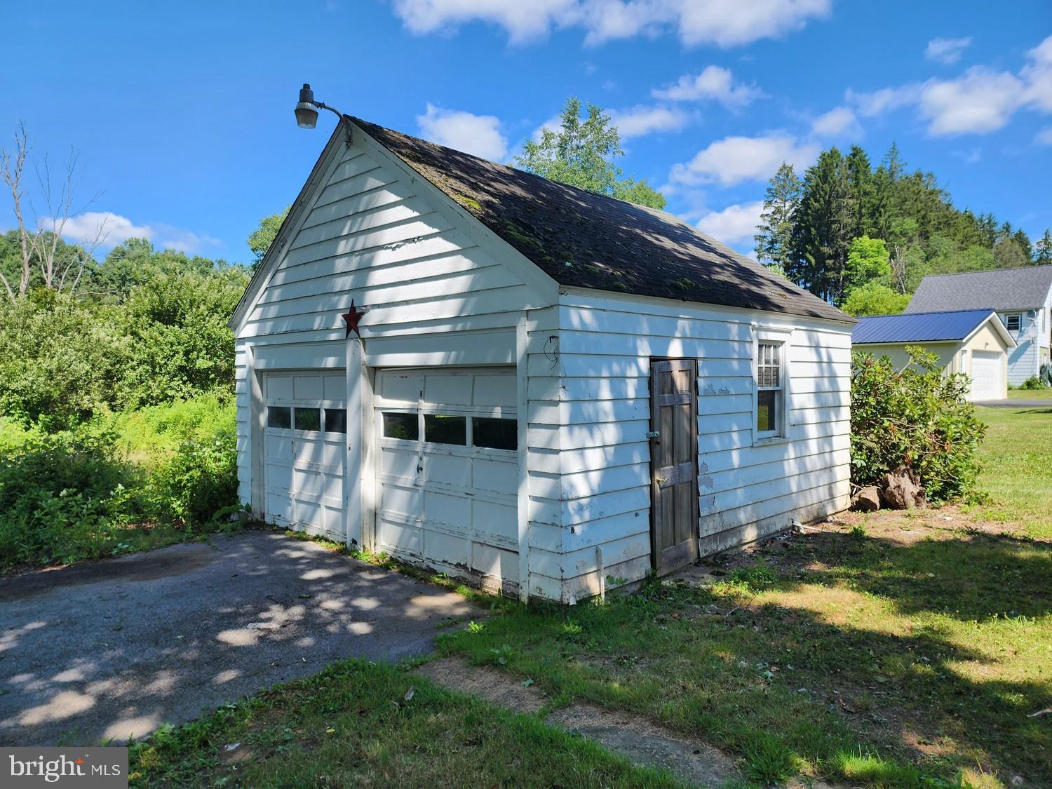 24 SWEITZER DRIVE