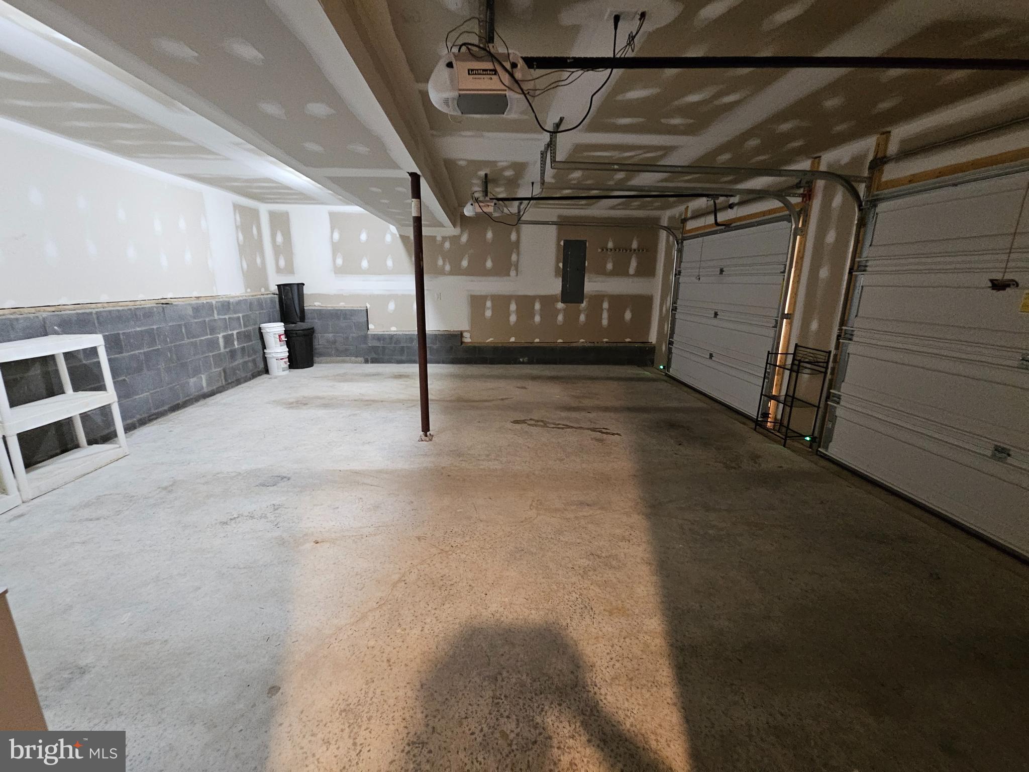 WAUGH - Residential Lease