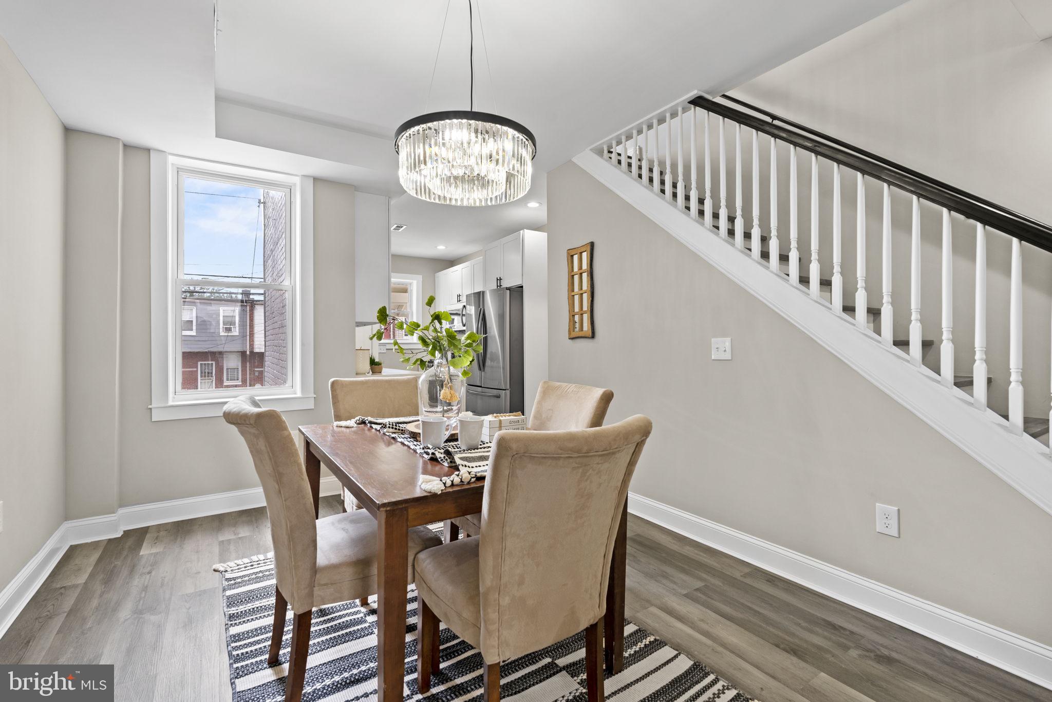 EAST SIDE - Residential