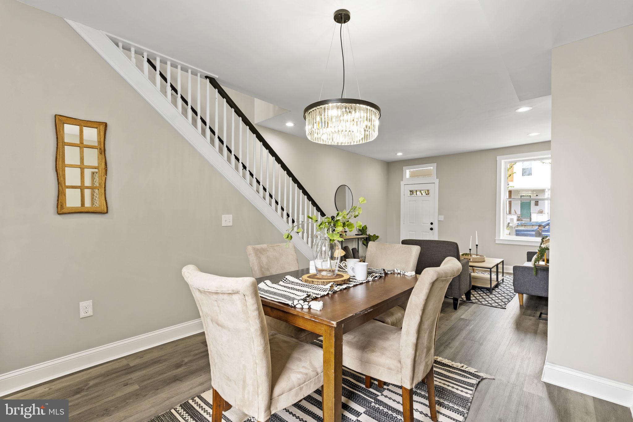 EAST SIDE - Residential