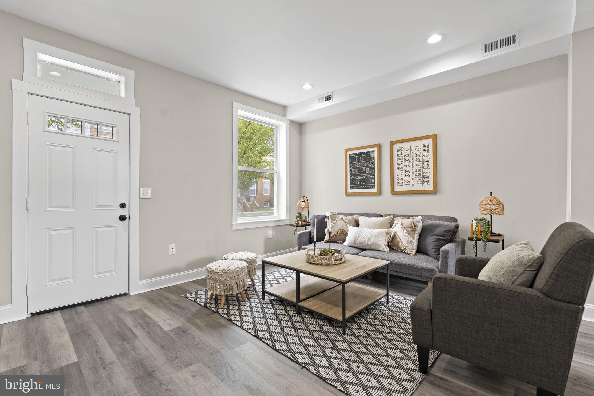 EAST SIDE - Residential