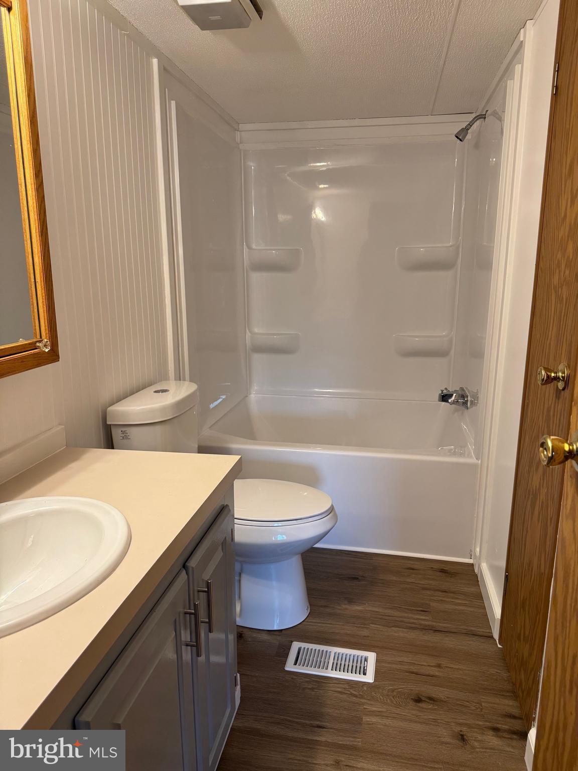 MISTY TERRACE - Residential