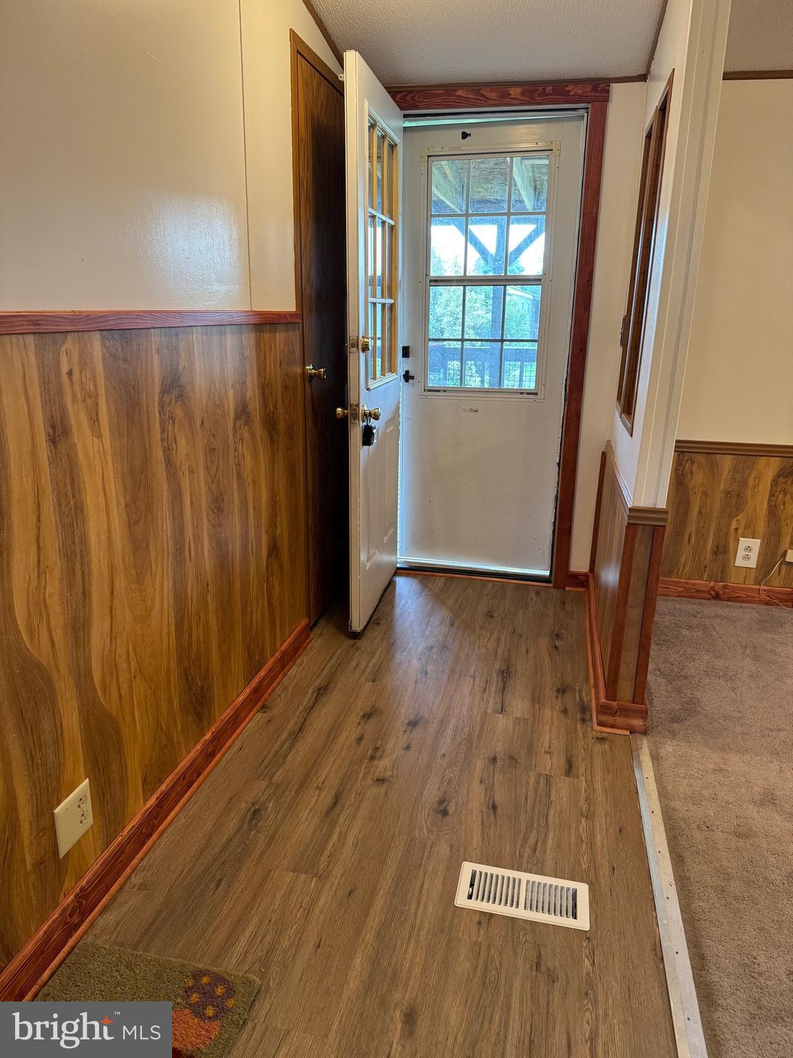 MISTY TERRACE - Residential