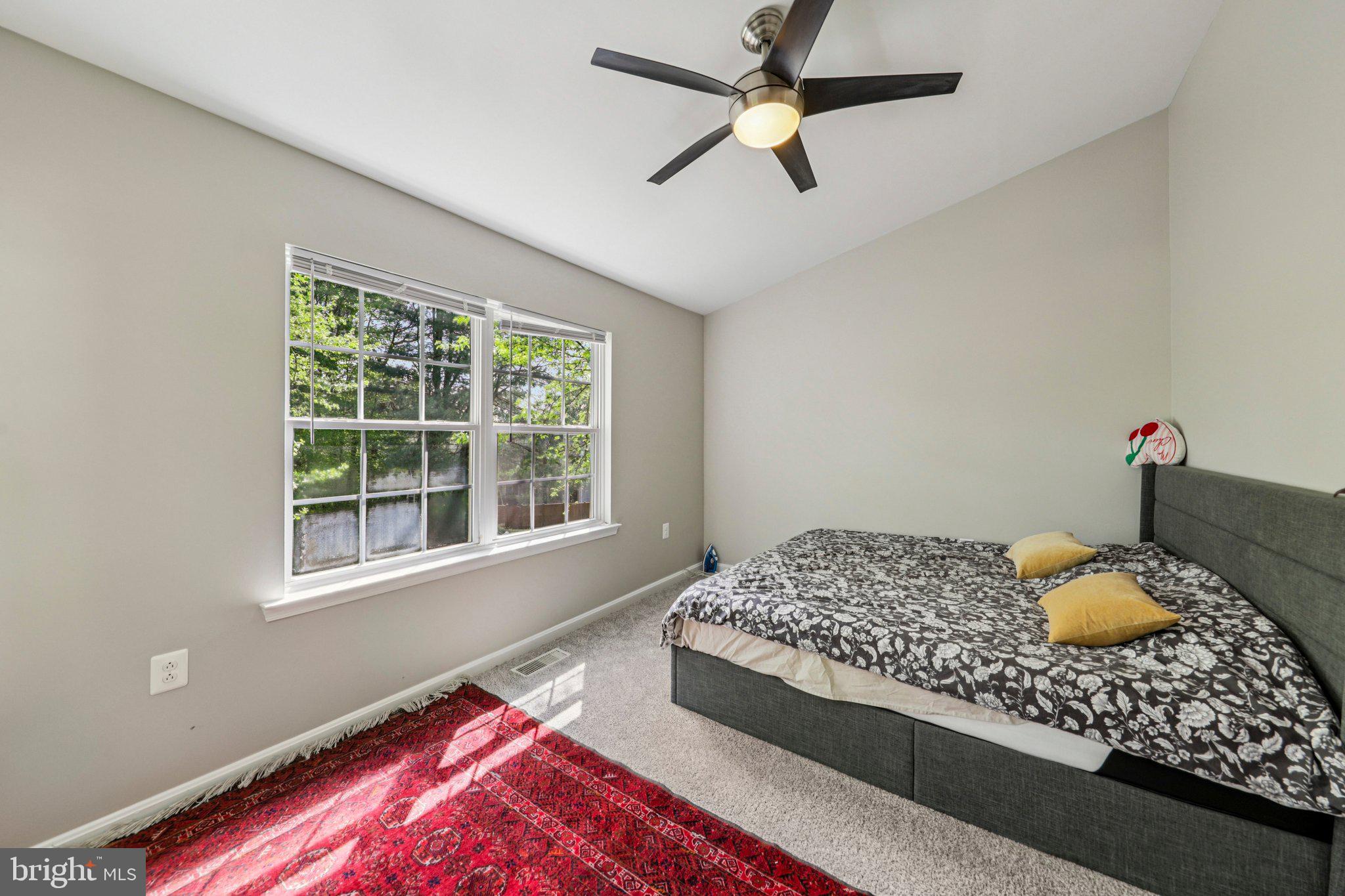 MONTCLAIR ST4 - Residential