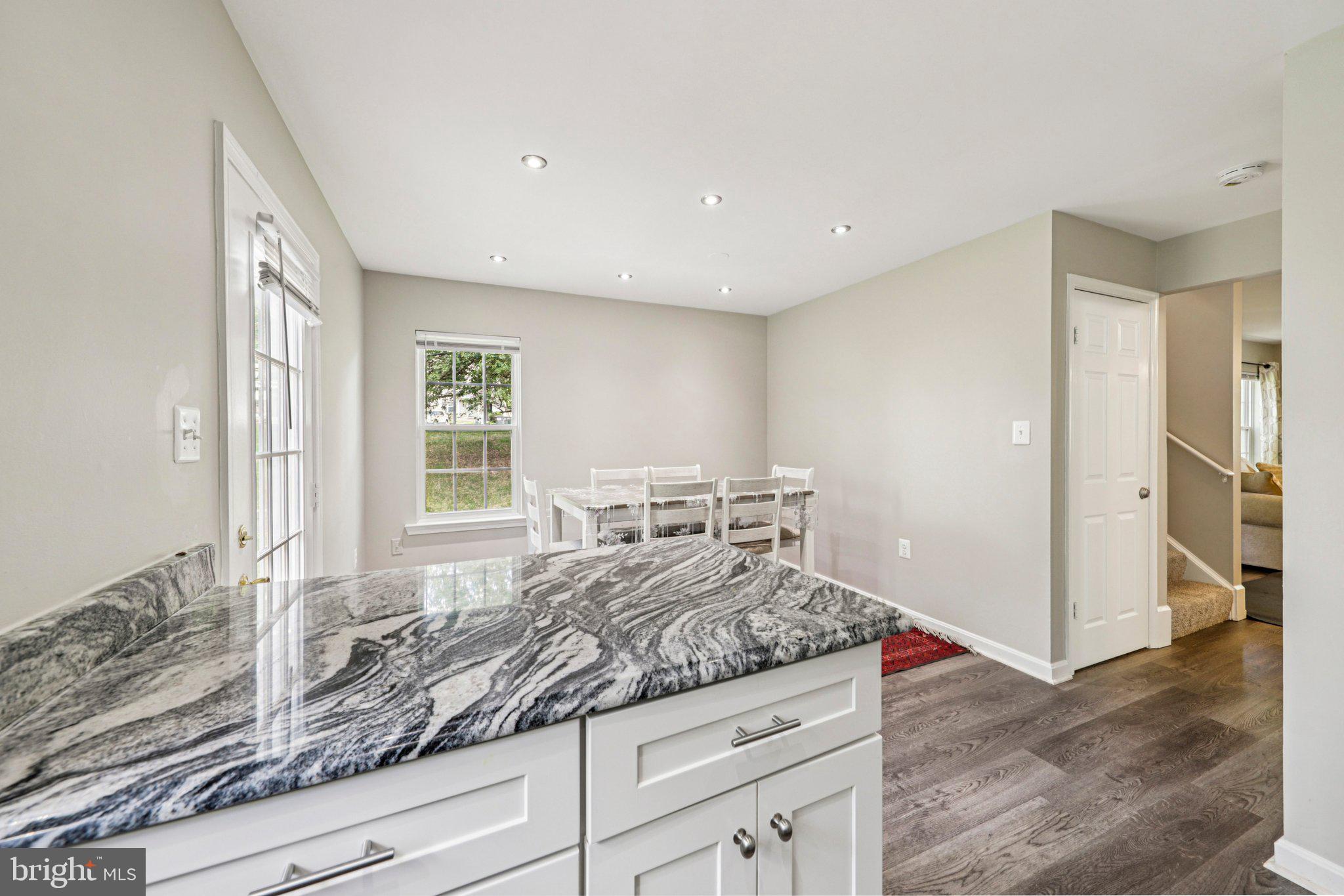 MONTCLAIR ST4 - Residential