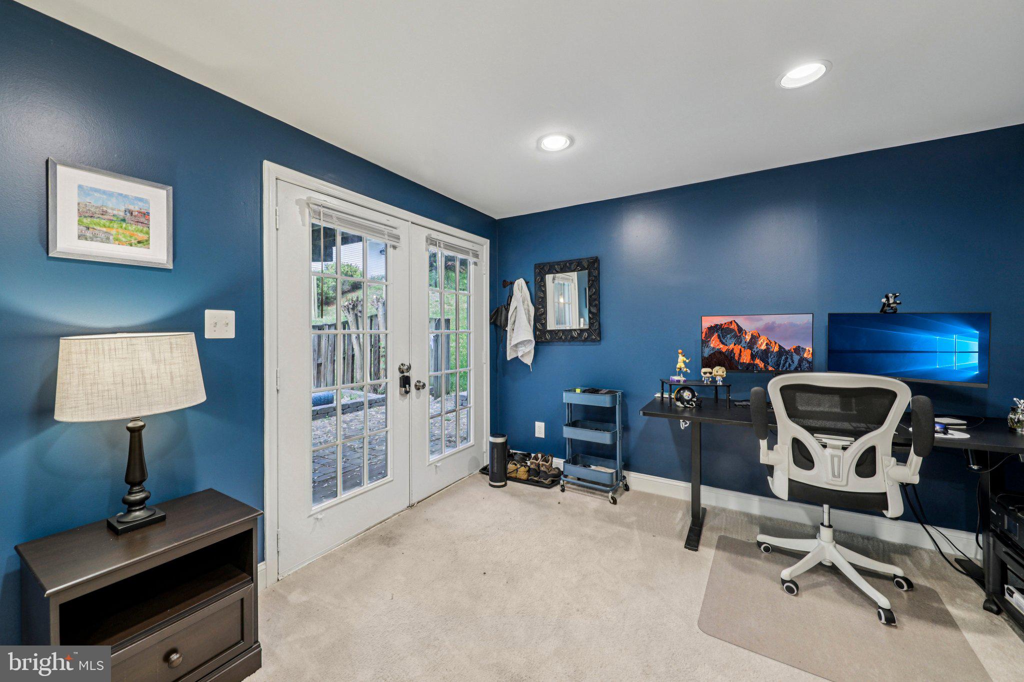 MONTCLAIR ST4 - Residential