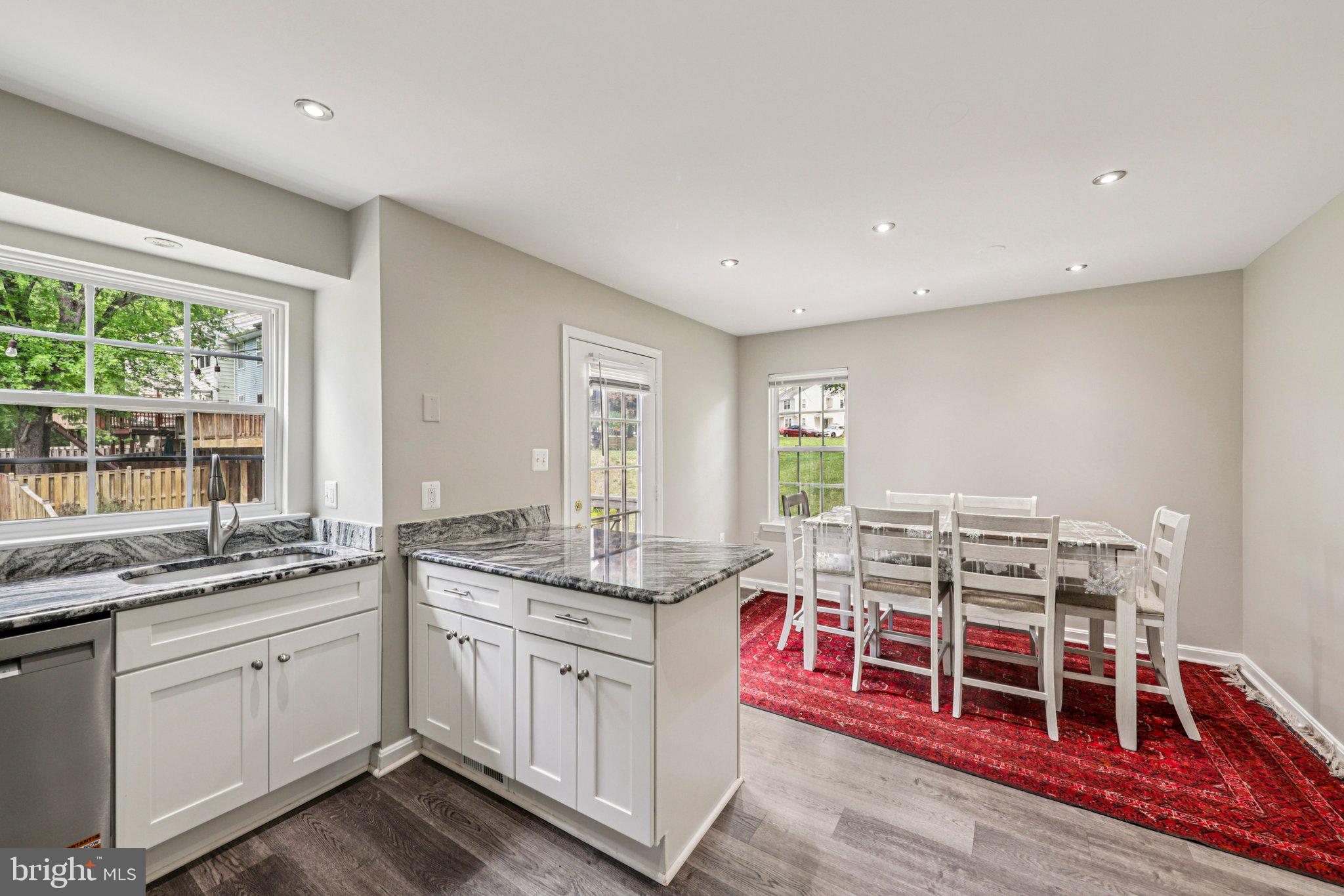 MONTCLAIR ST4 - Residential