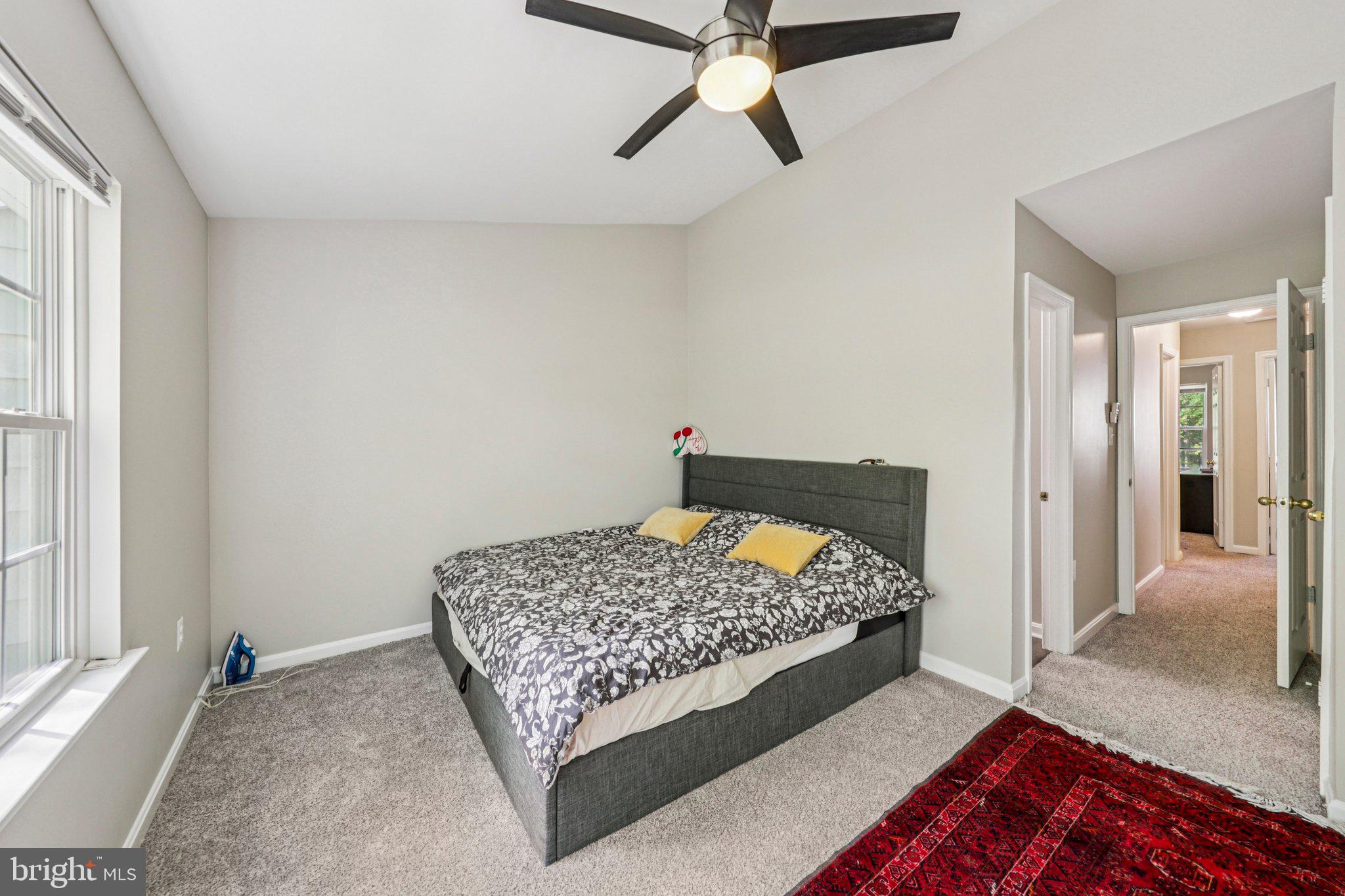 MONTCLAIR ST4 - Residential