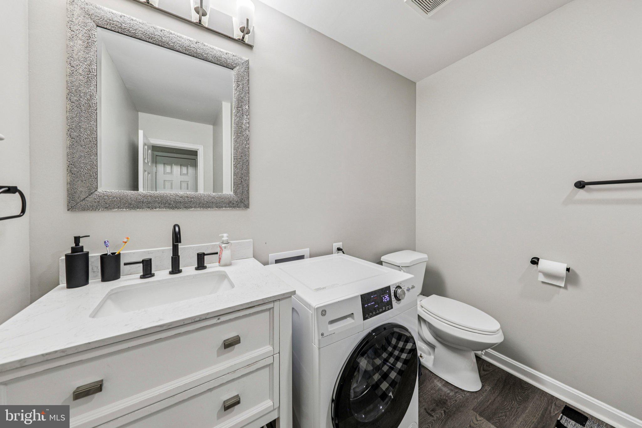 MONTCLAIR ST4 - Residential