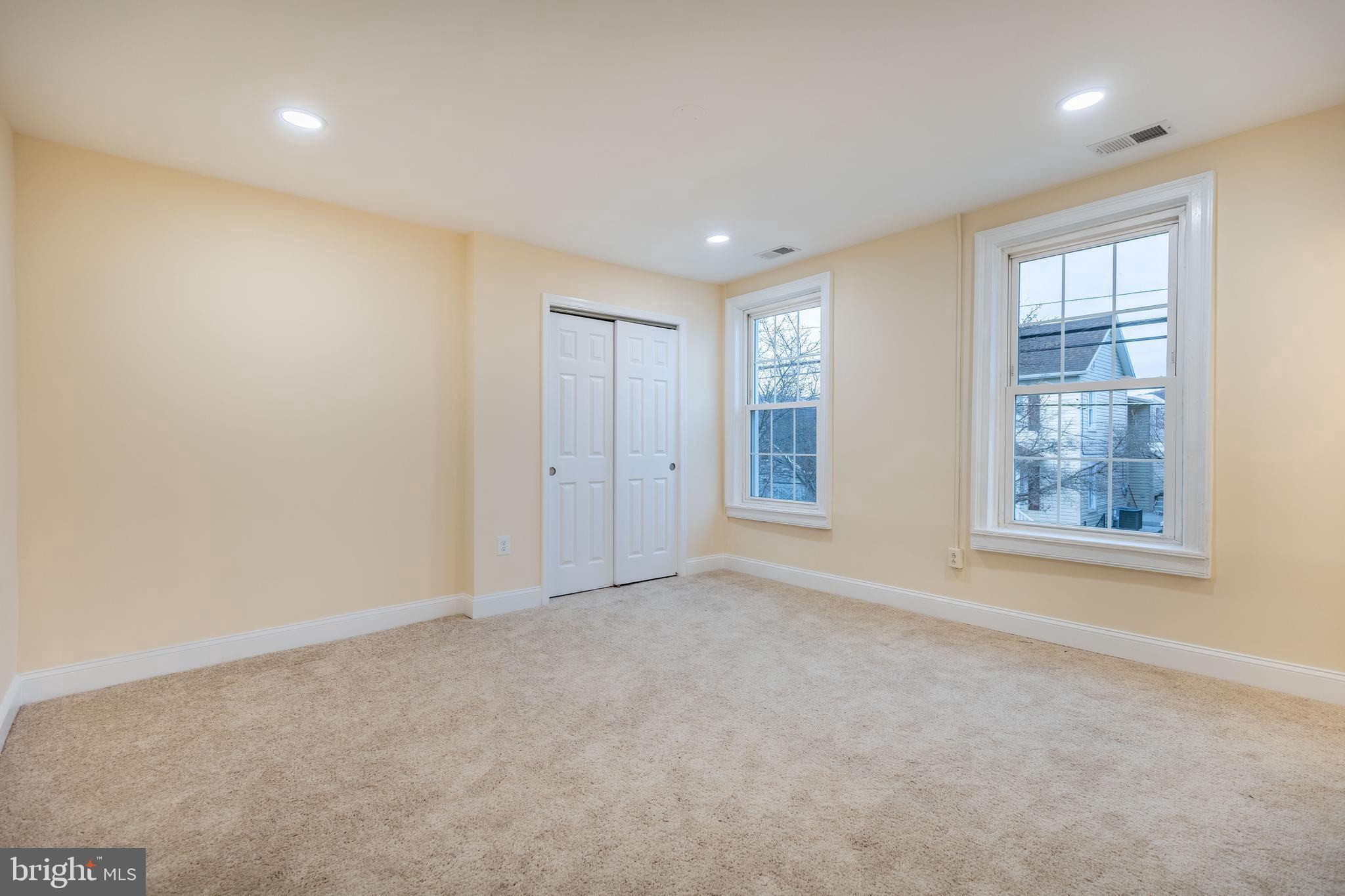 CLEAR SPRING - Residential Lease