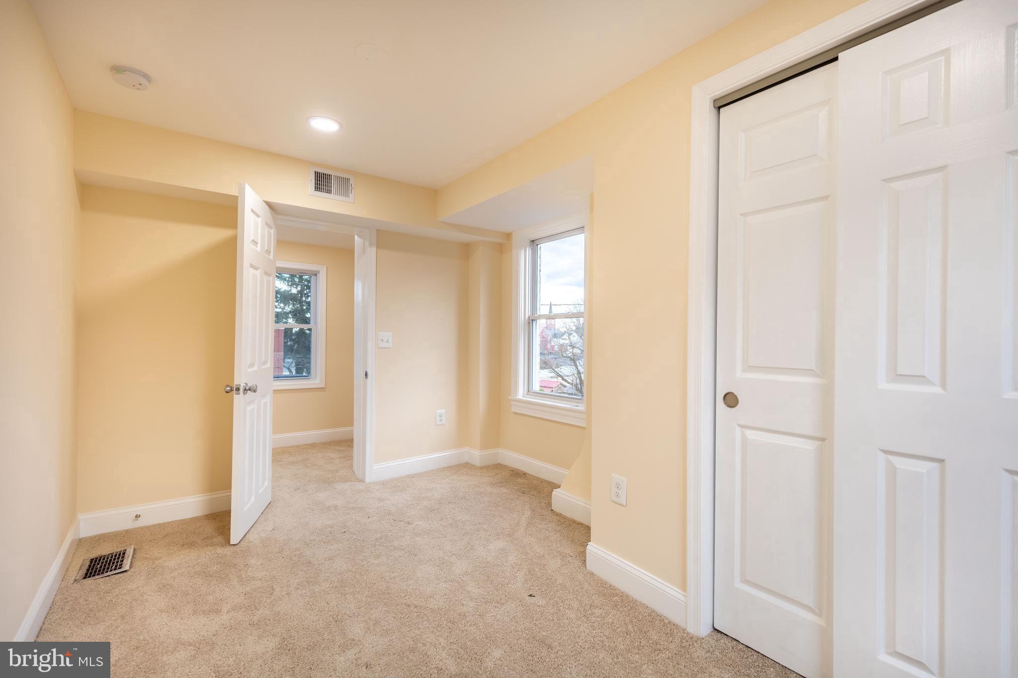 CLEAR SPRING - Residential Lease