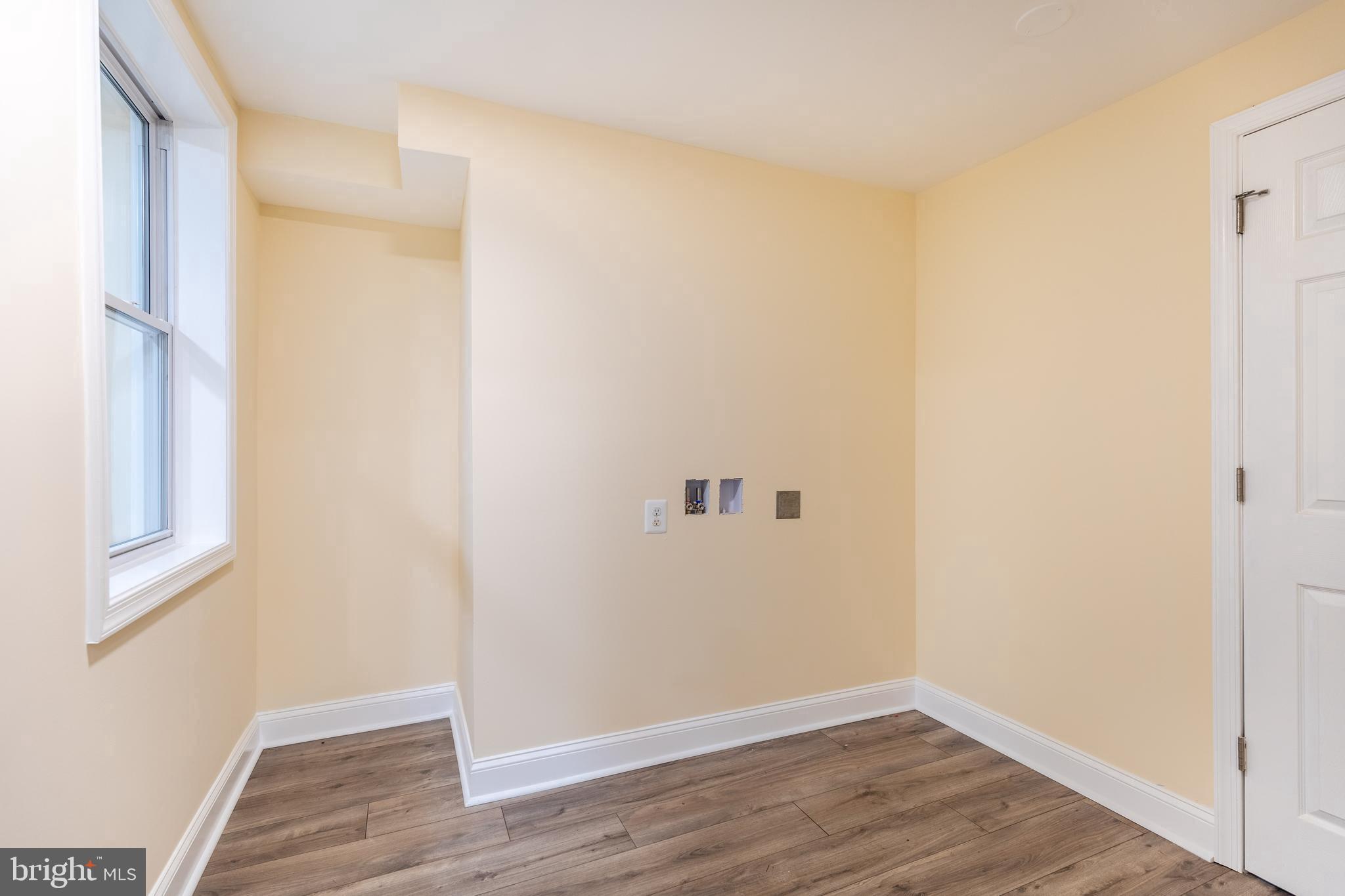 CLEAR SPRING - Residential Lease