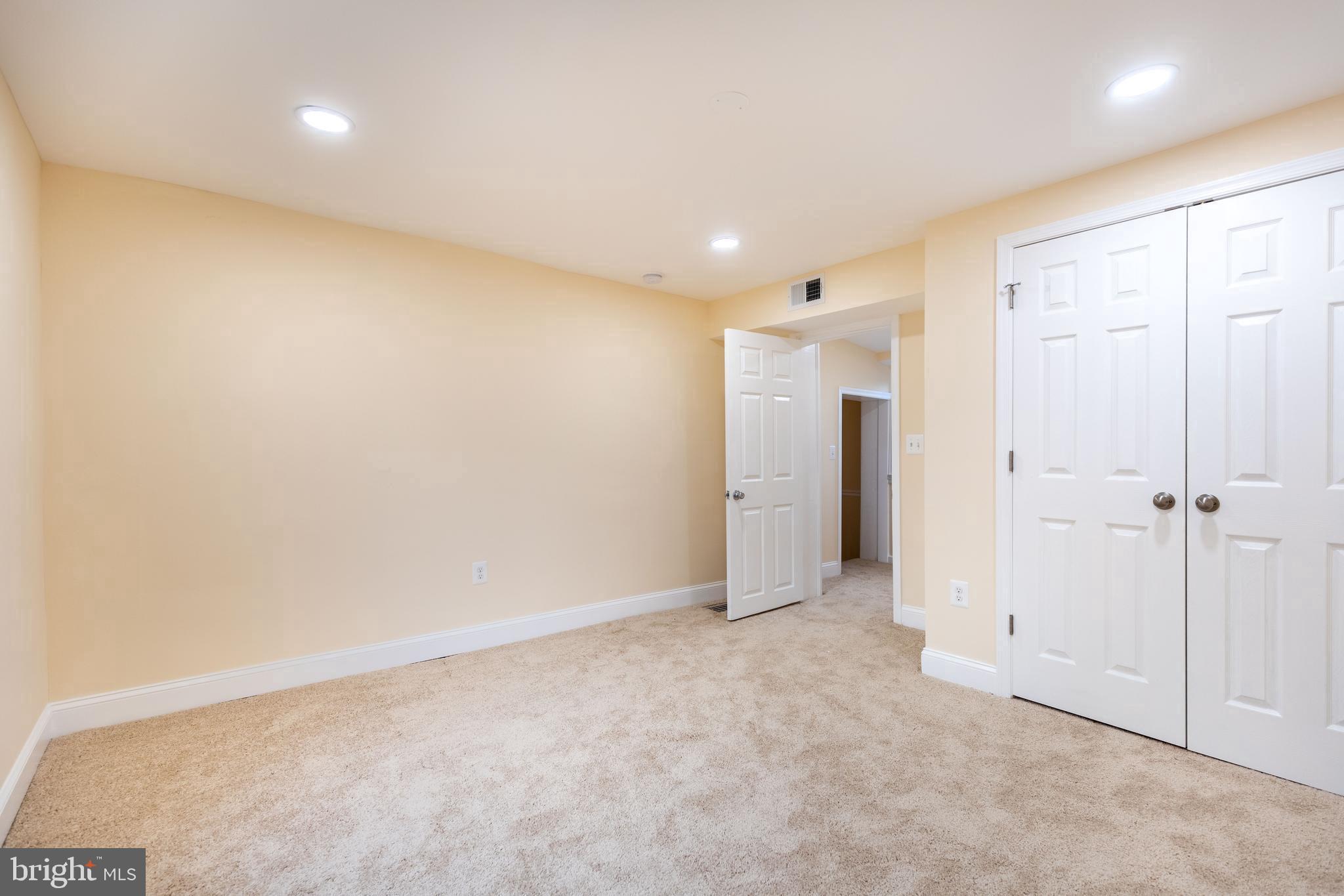 CLEAR SPRING - Residential Lease