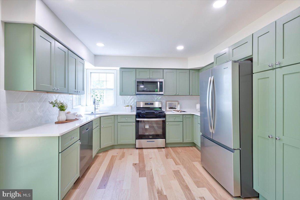 LONG BAR HARBOR - Residential