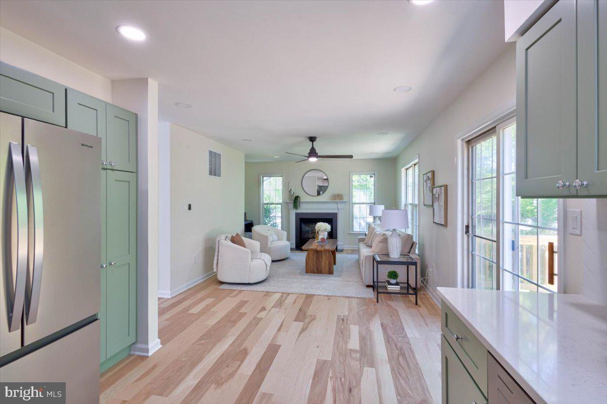 LONG BAR HARBOR - Residential
