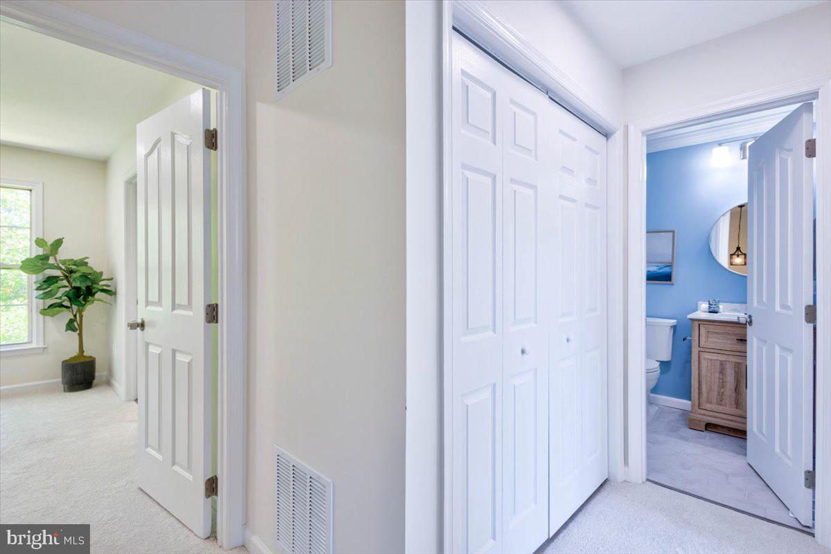 LONG BAR HARBOR - Residential