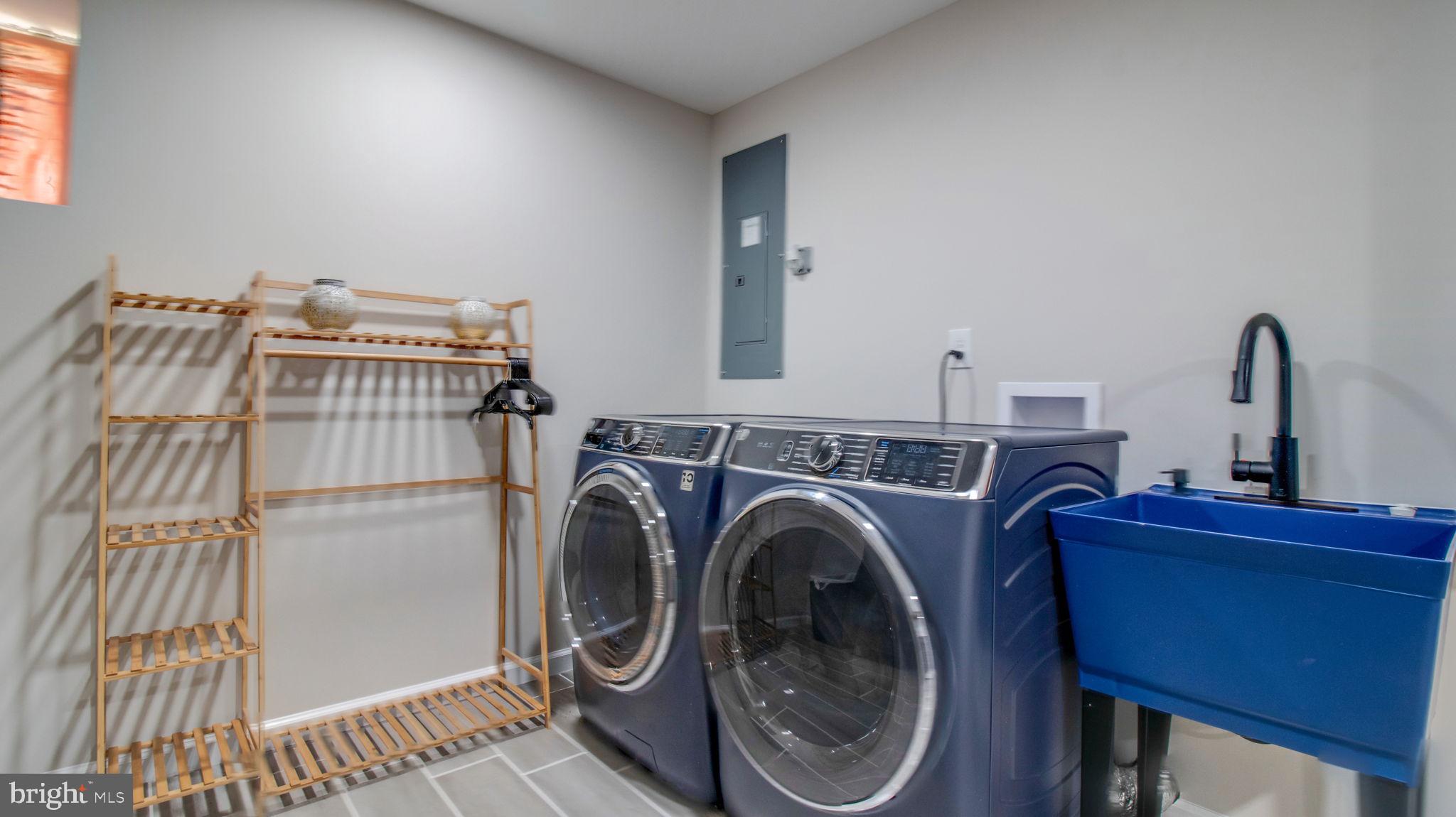 PEACHWOOD - Residential