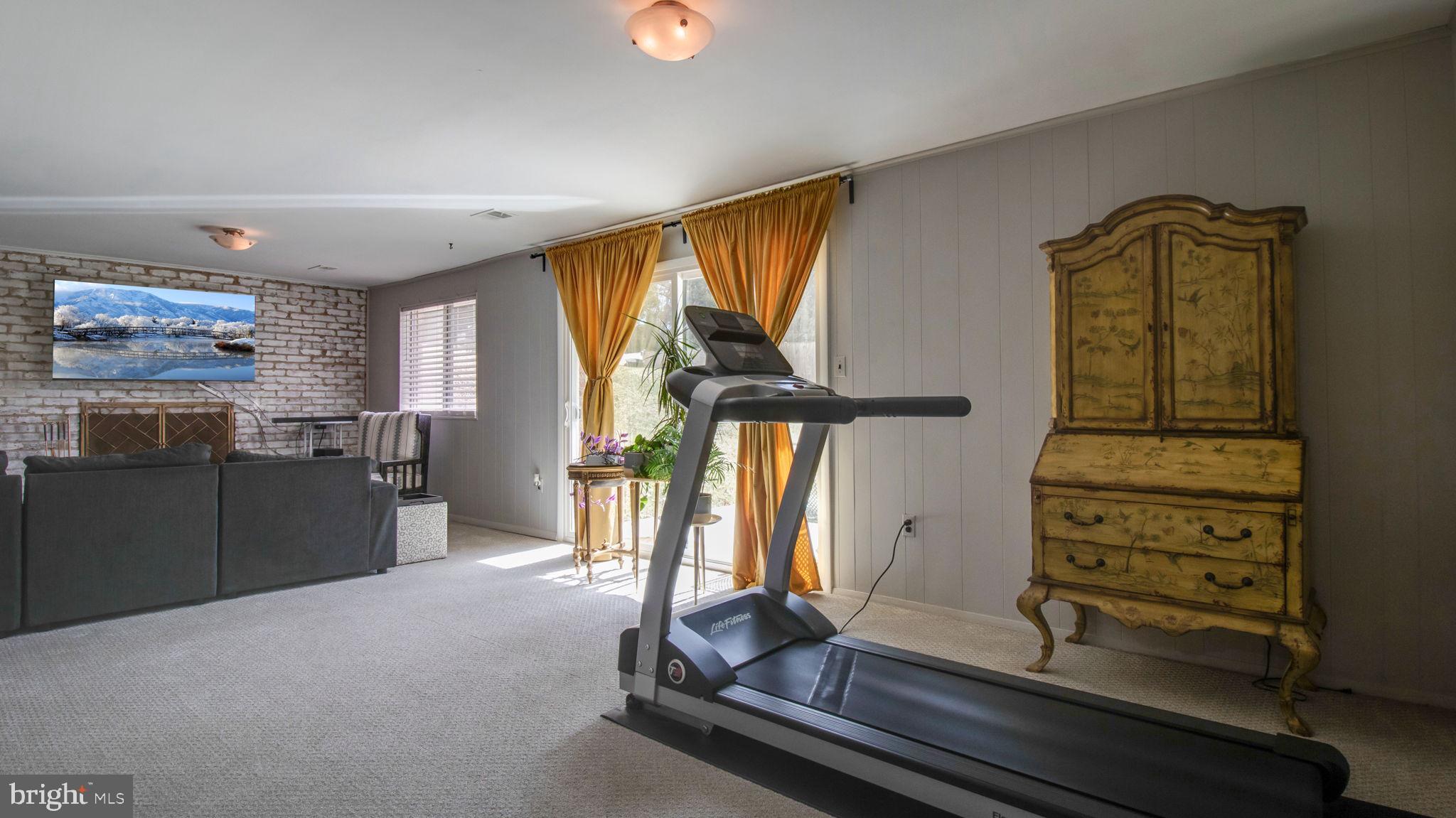 PEACHWOOD - Residential