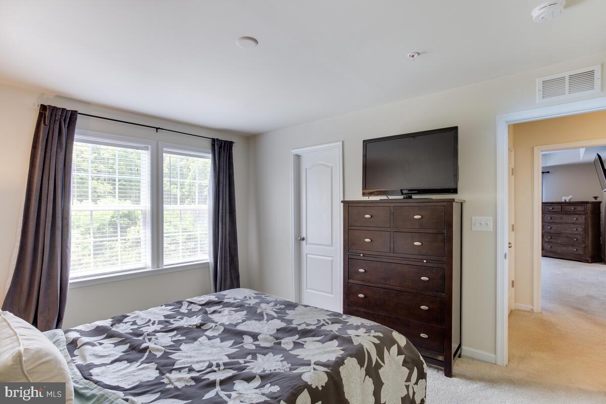 STONEGATE ESTATES - Residential