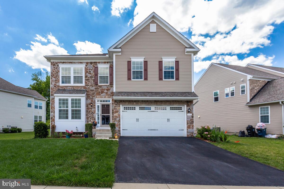 STONEGATE ESTATES - Residential