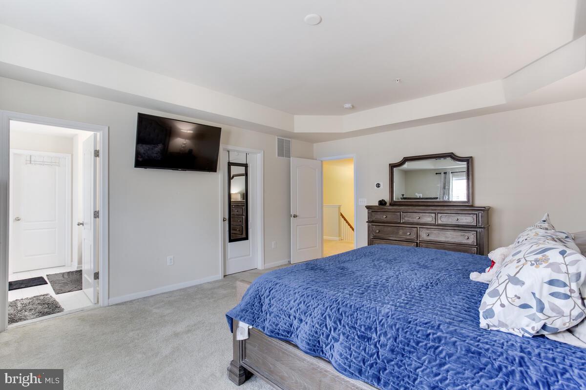 STONEGATE ESTATES - Residential