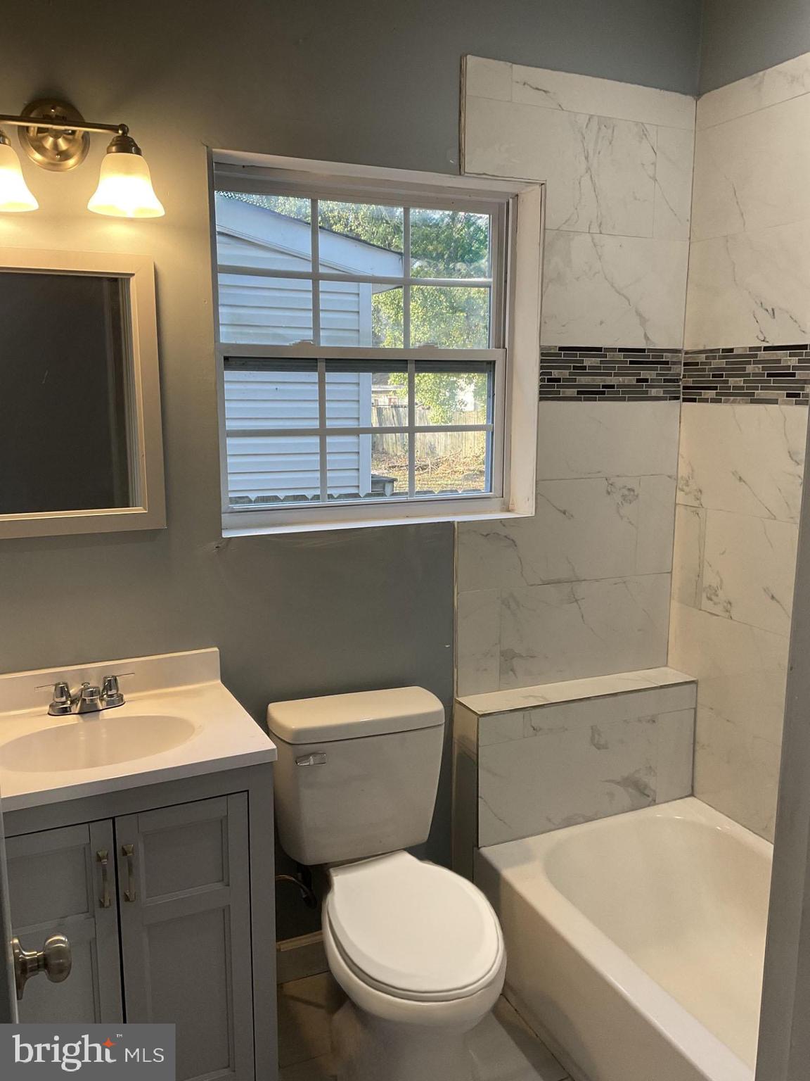 CAPITOL HEIGHTS - Residential