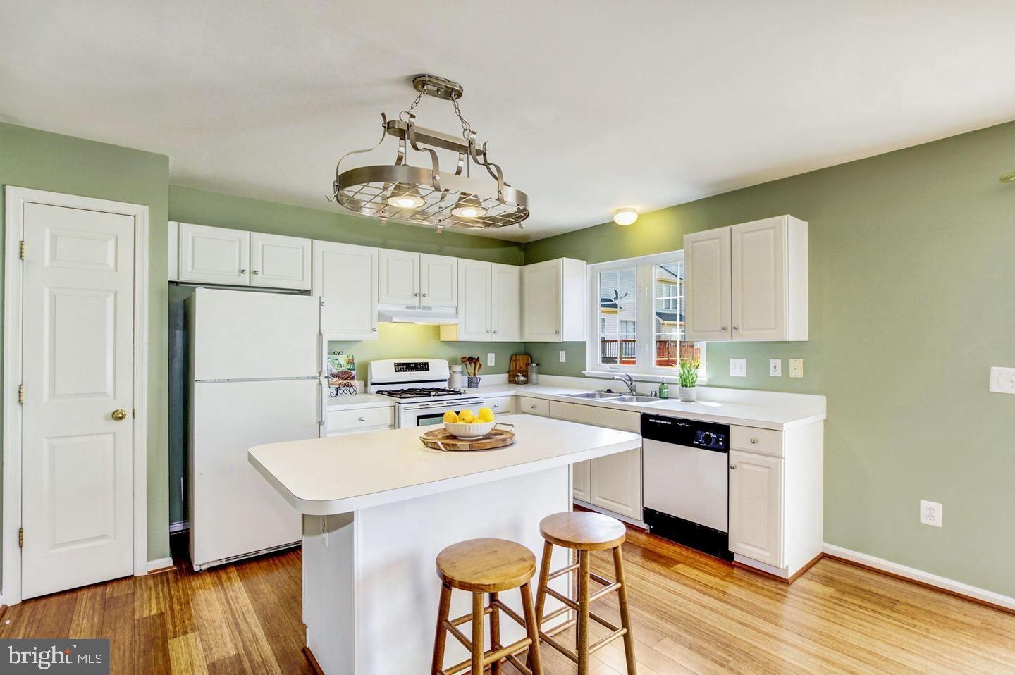 WINDGATE - Residential Lease