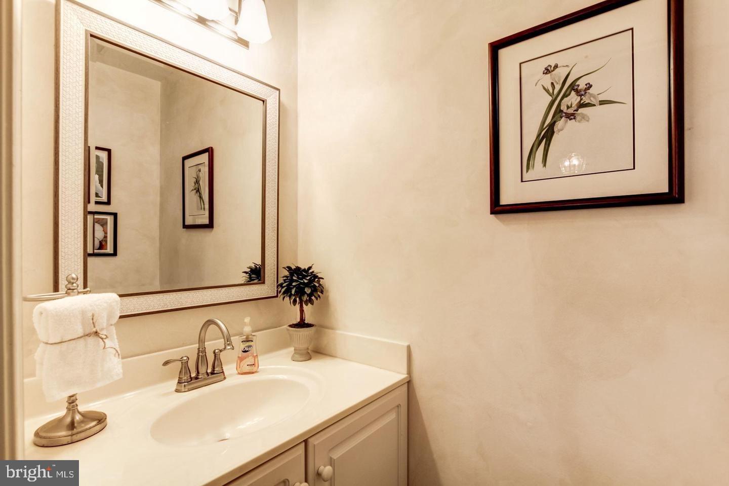 WINDGATE - Residential Lease