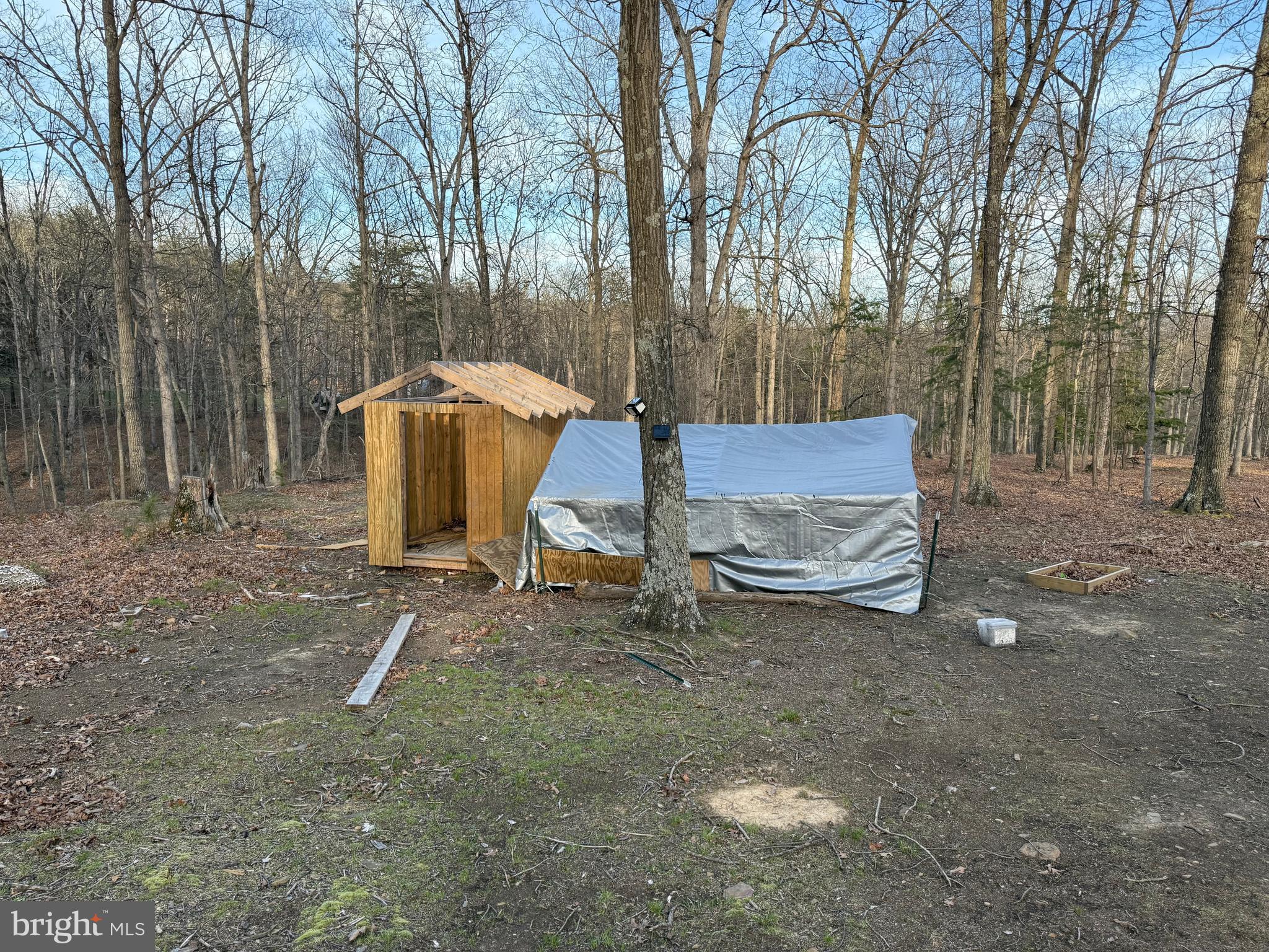 SOUTH POTOMAC FOREST - Residential