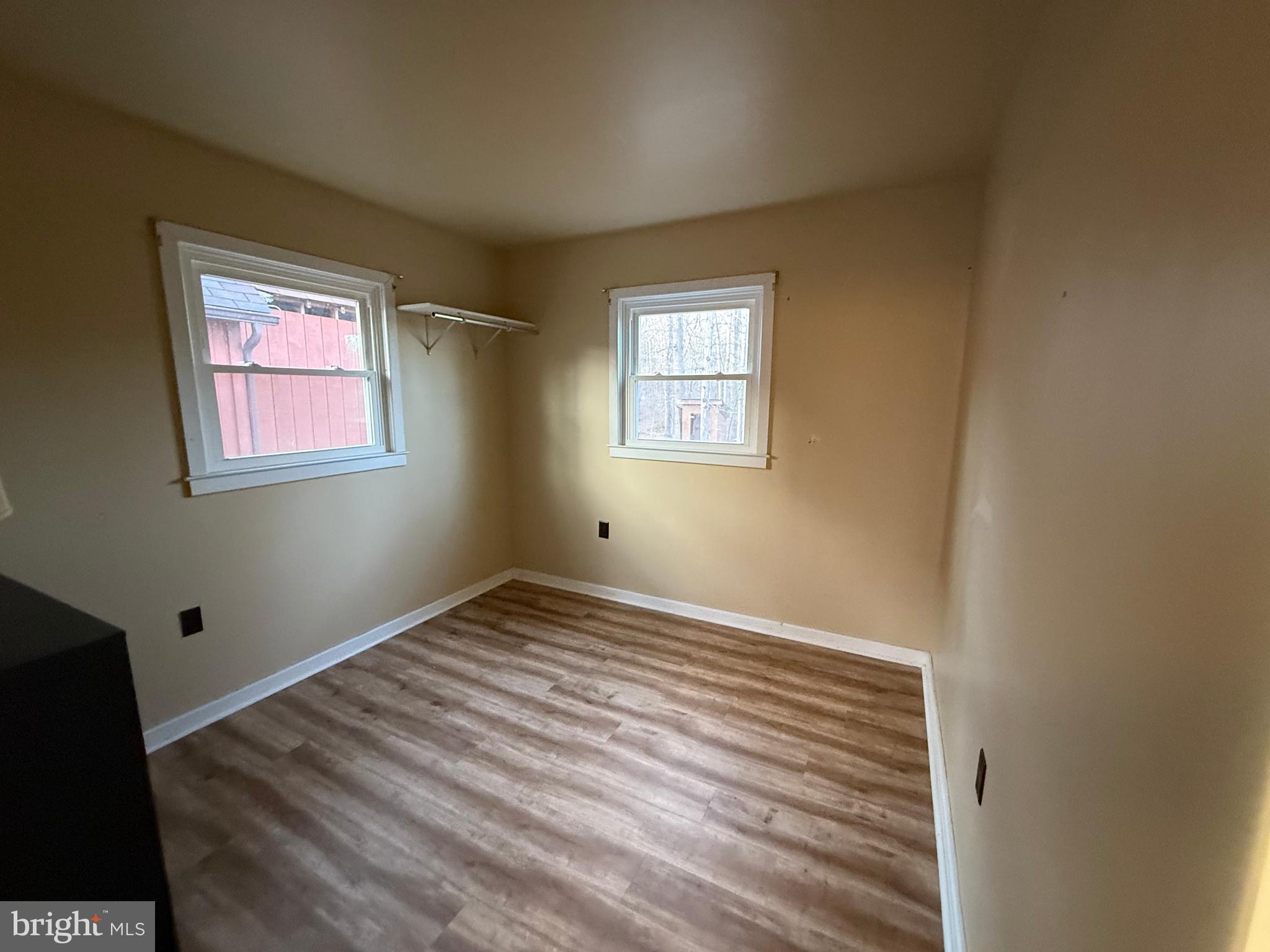 SOUTH POTOMAC FOREST - Residential