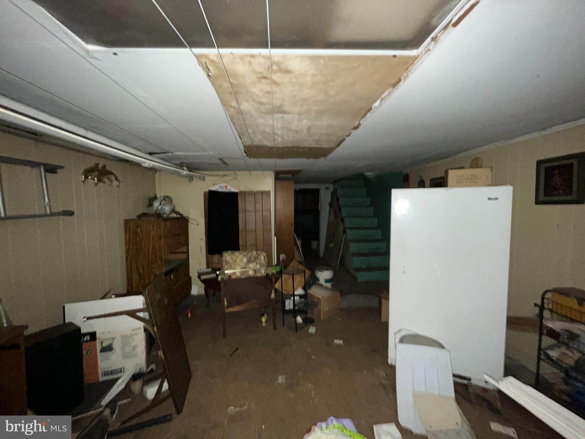 BROADWAY EAST - Residential