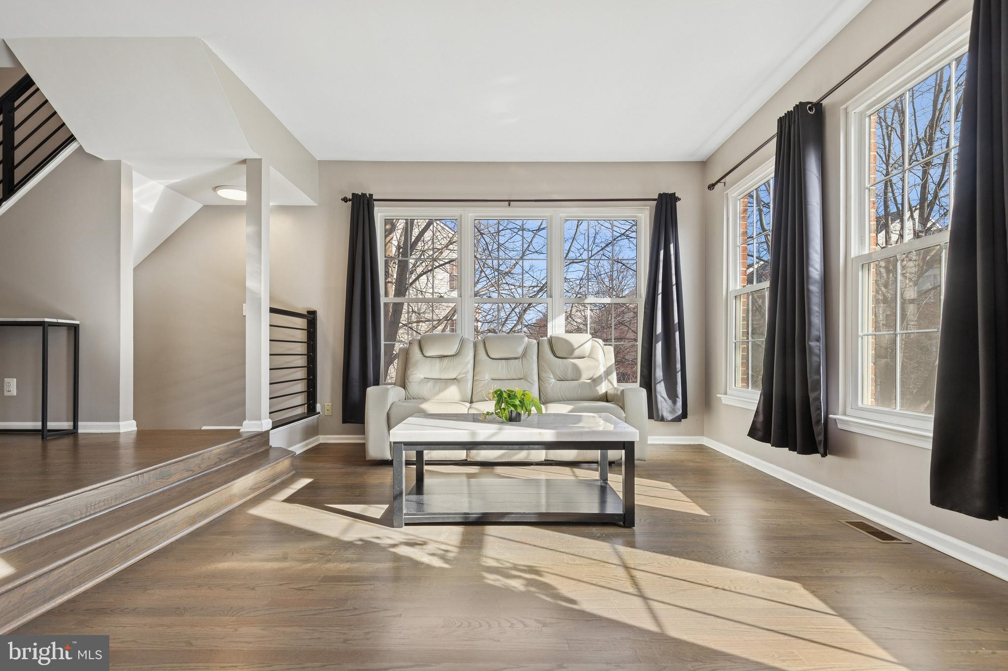 2558 JAMES MONROE CIRCLE