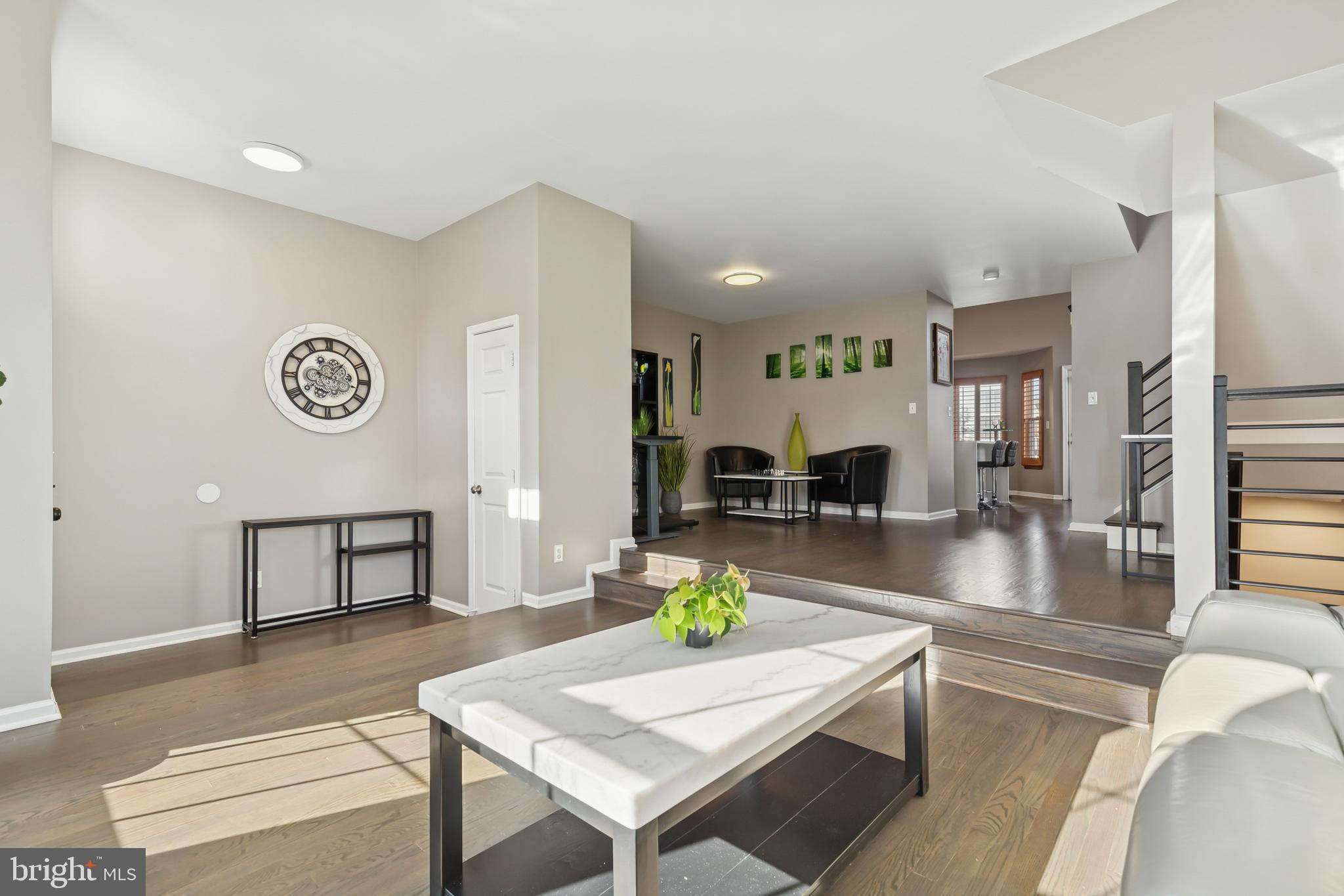 2558 JAMES MONROE CIRCLE