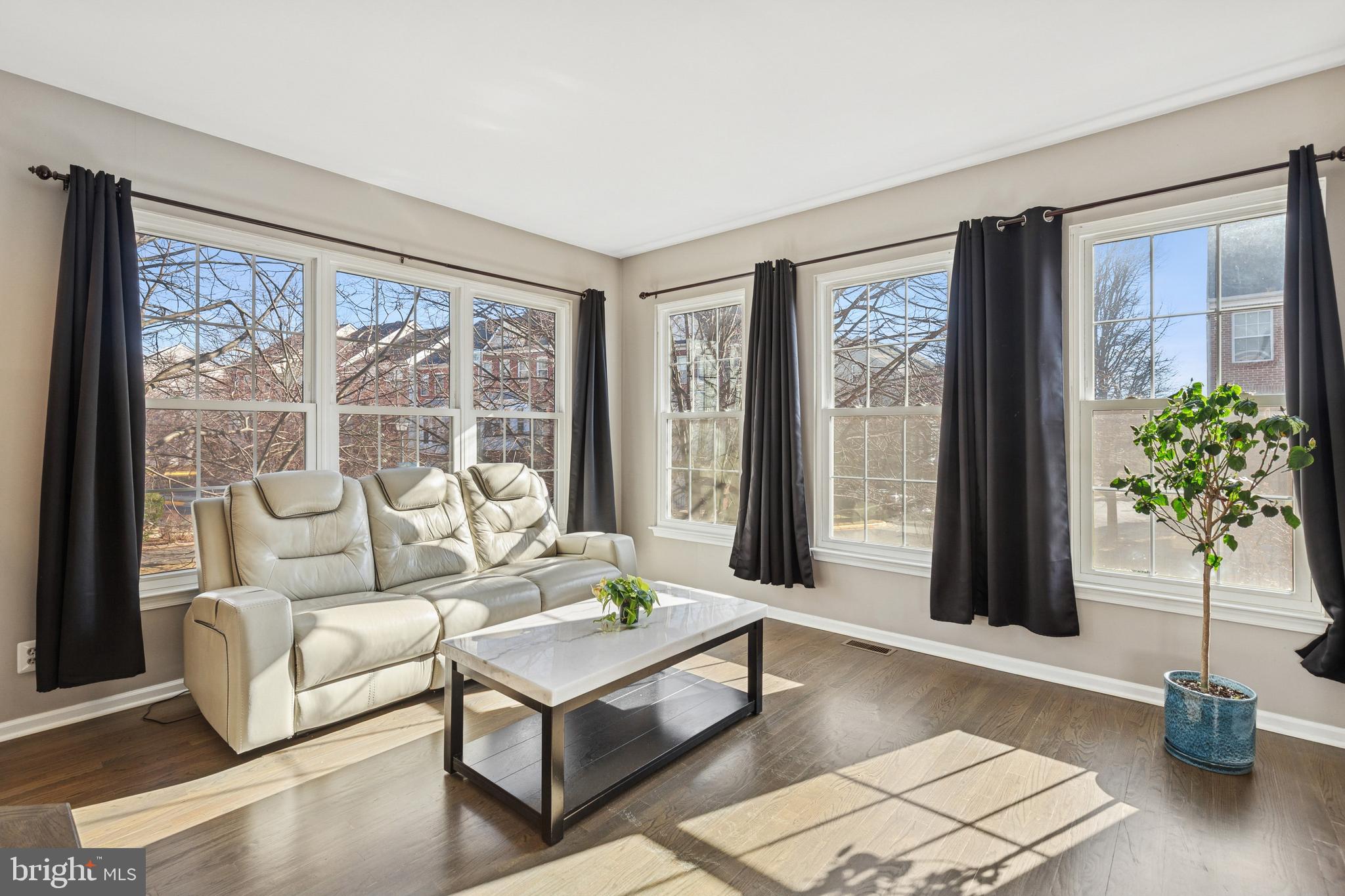 2558 JAMES MONROE CIRCLE