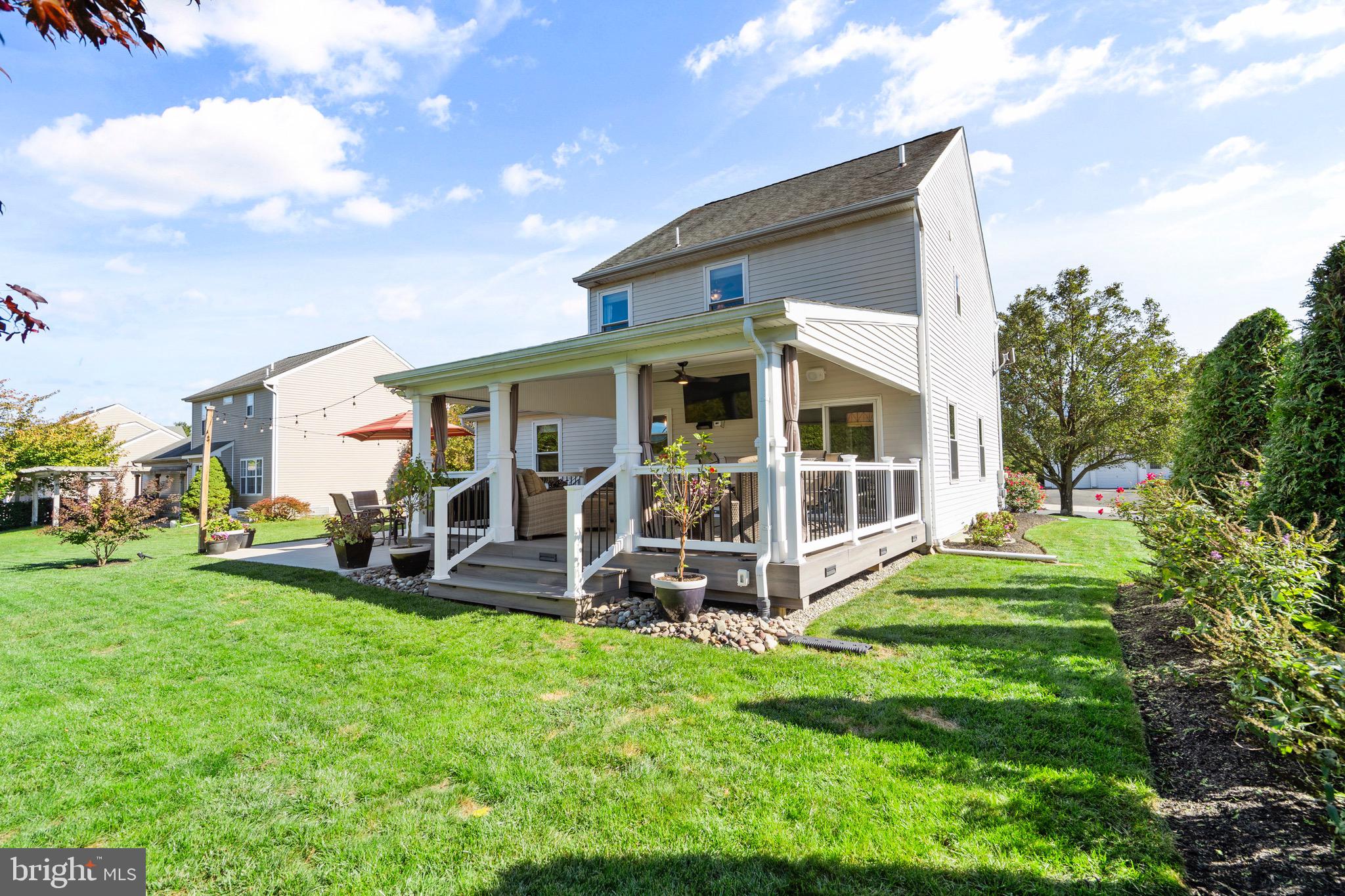 55 LAURA DRIVE