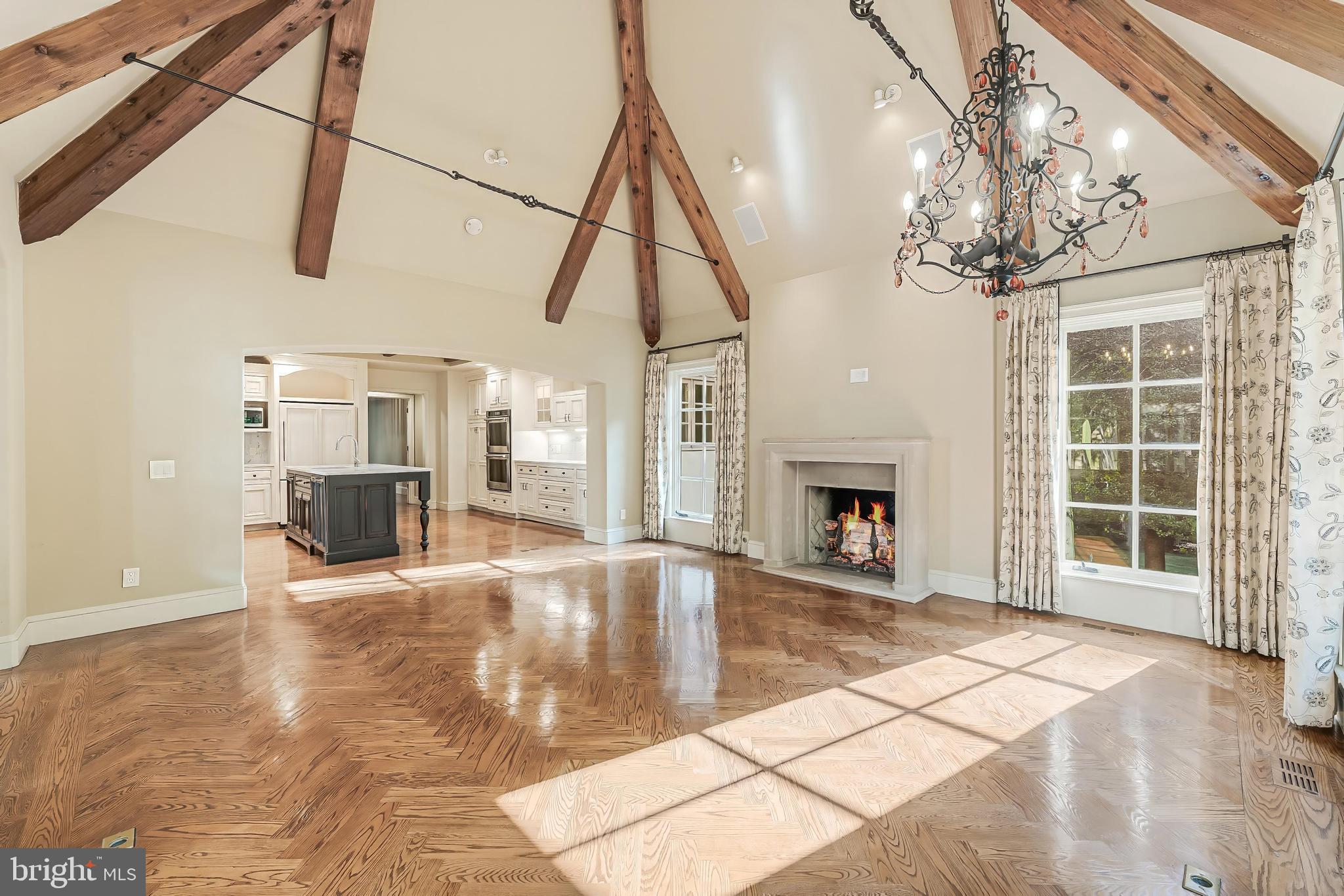 TALLY HO - Residential