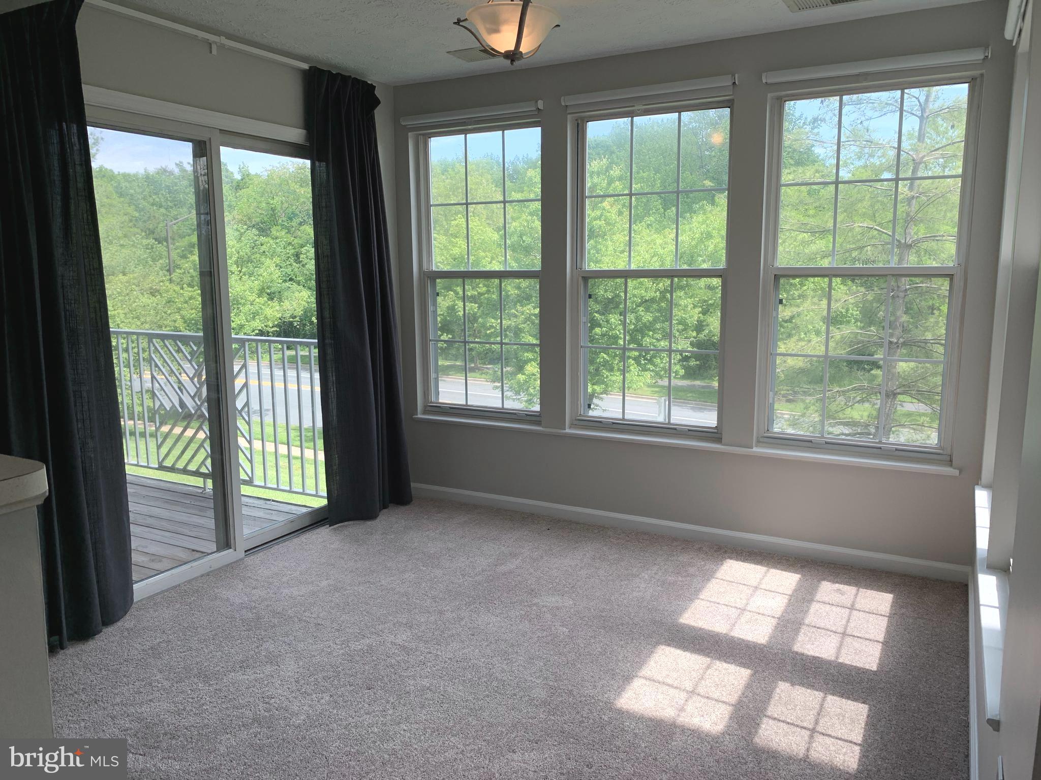 PINEY ORCHARD - Residential Lease