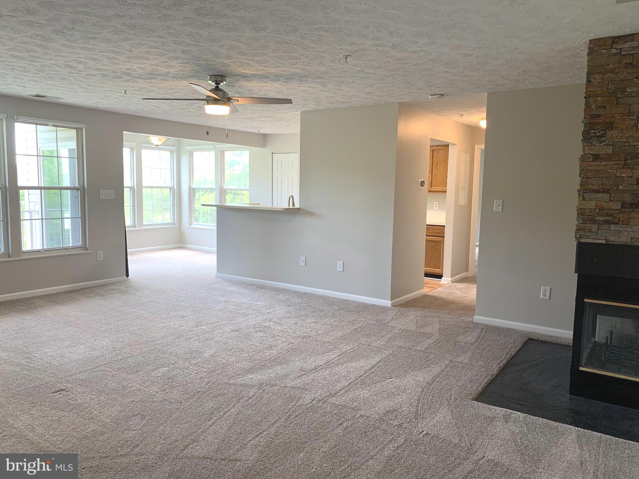 PINEY ORCHARD - Residential Lease