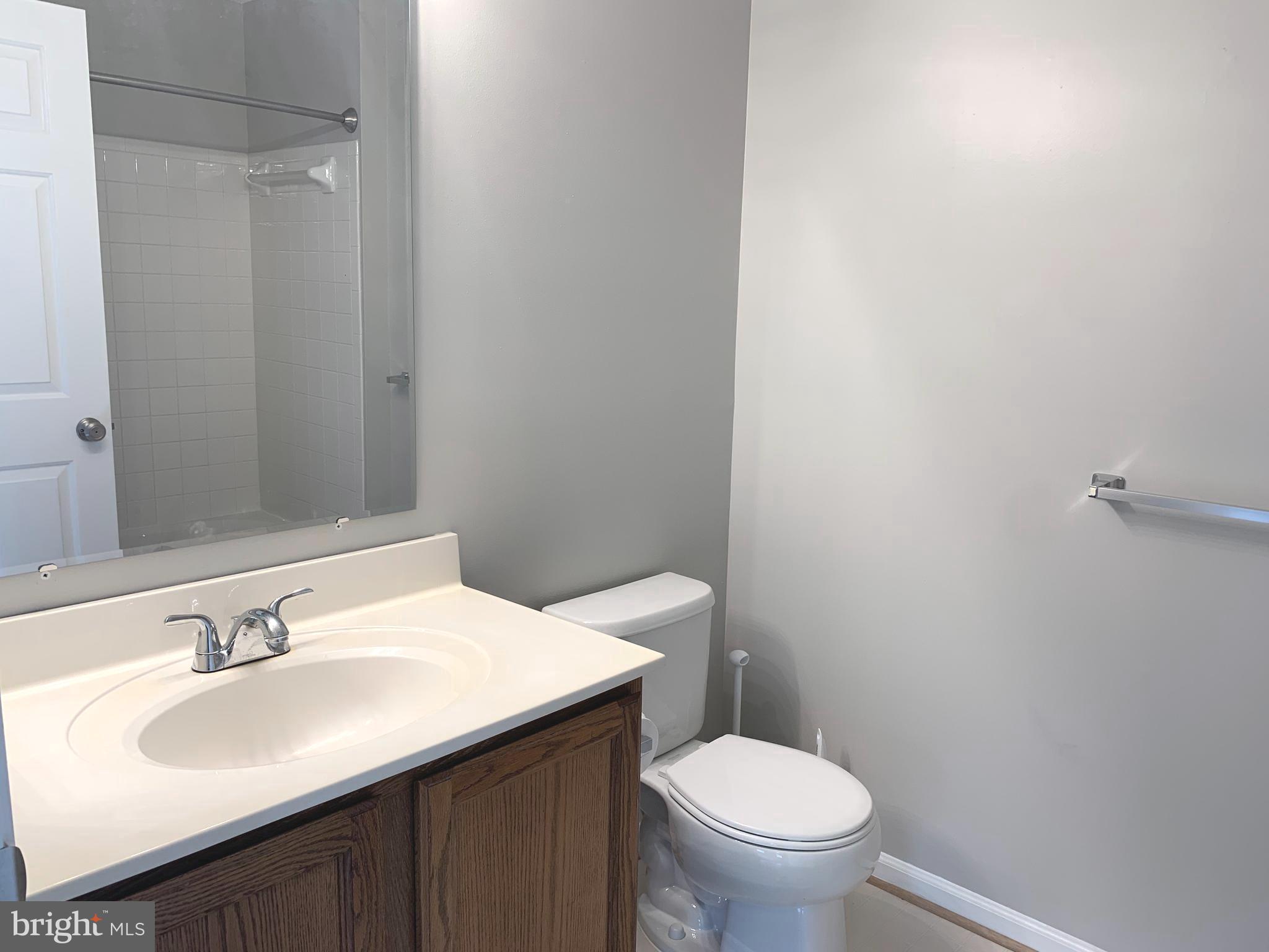 PINEY ORCHARD - Residential Lease