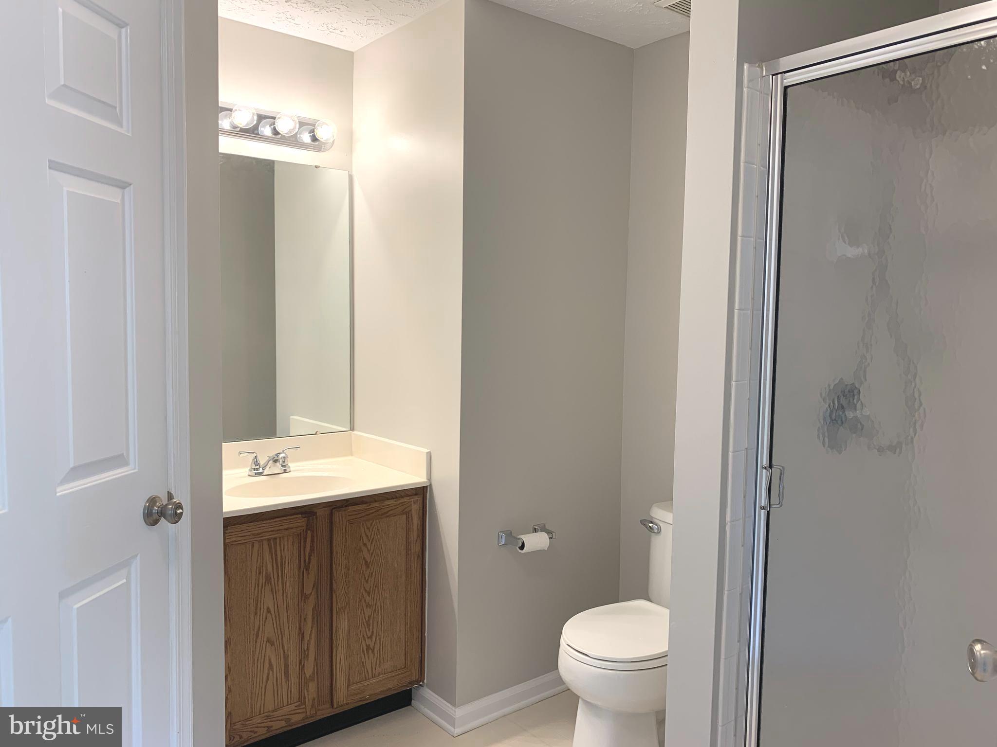 PINEY ORCHARD - Residential Lease