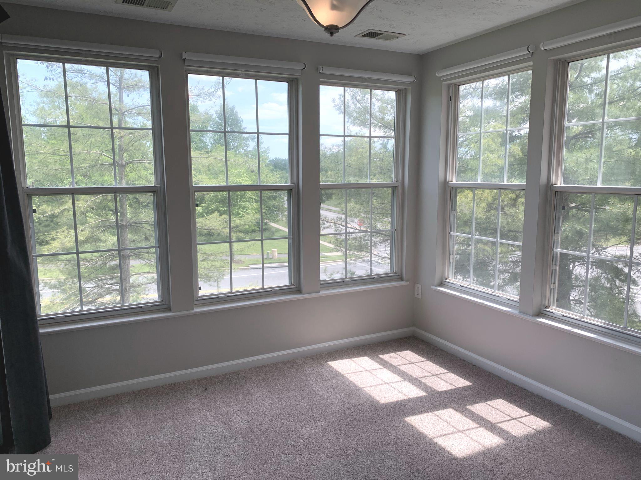 PINEY ORCHARD - Residential Lease