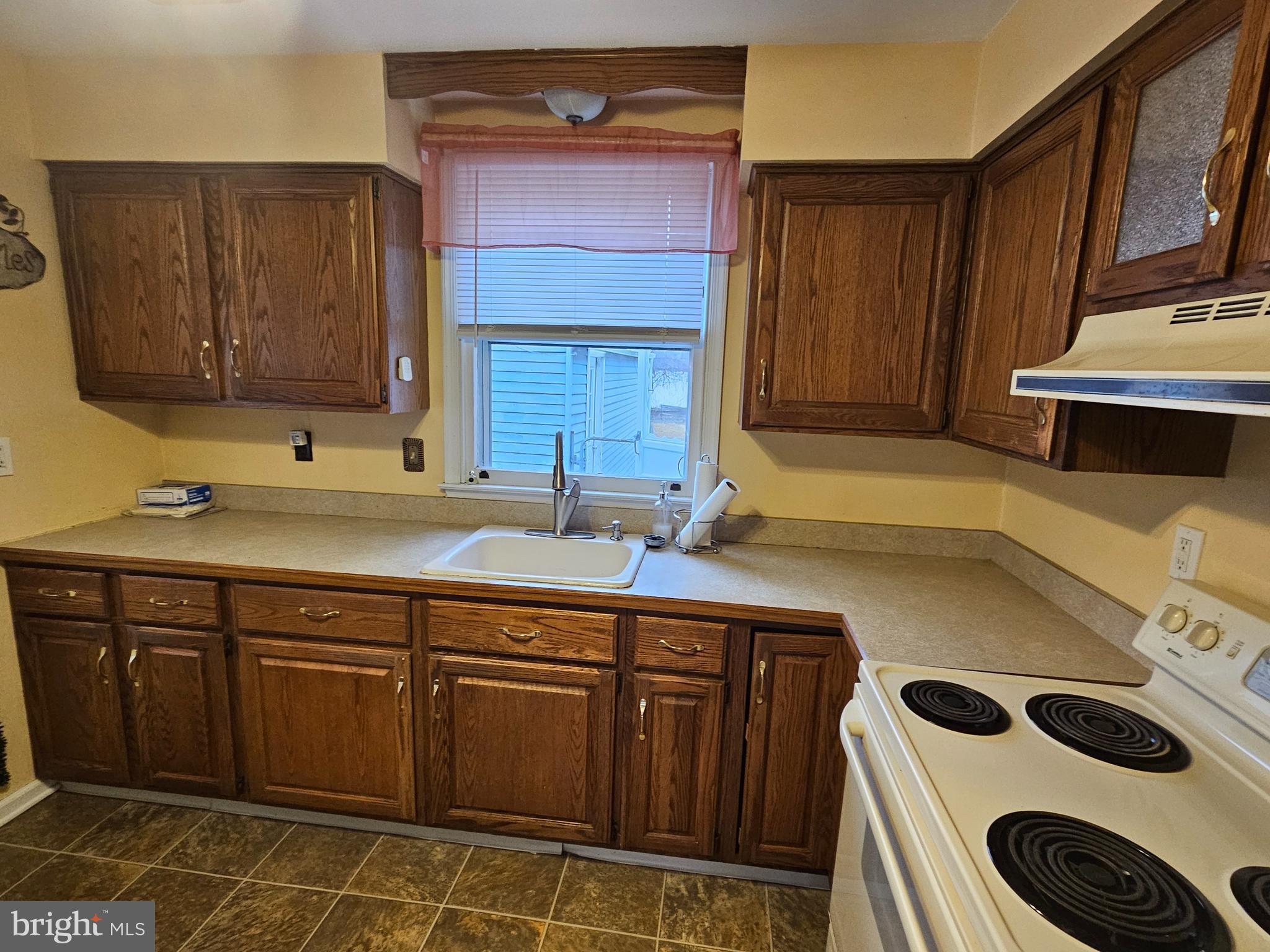 EDDINGTON GDNS - Residential