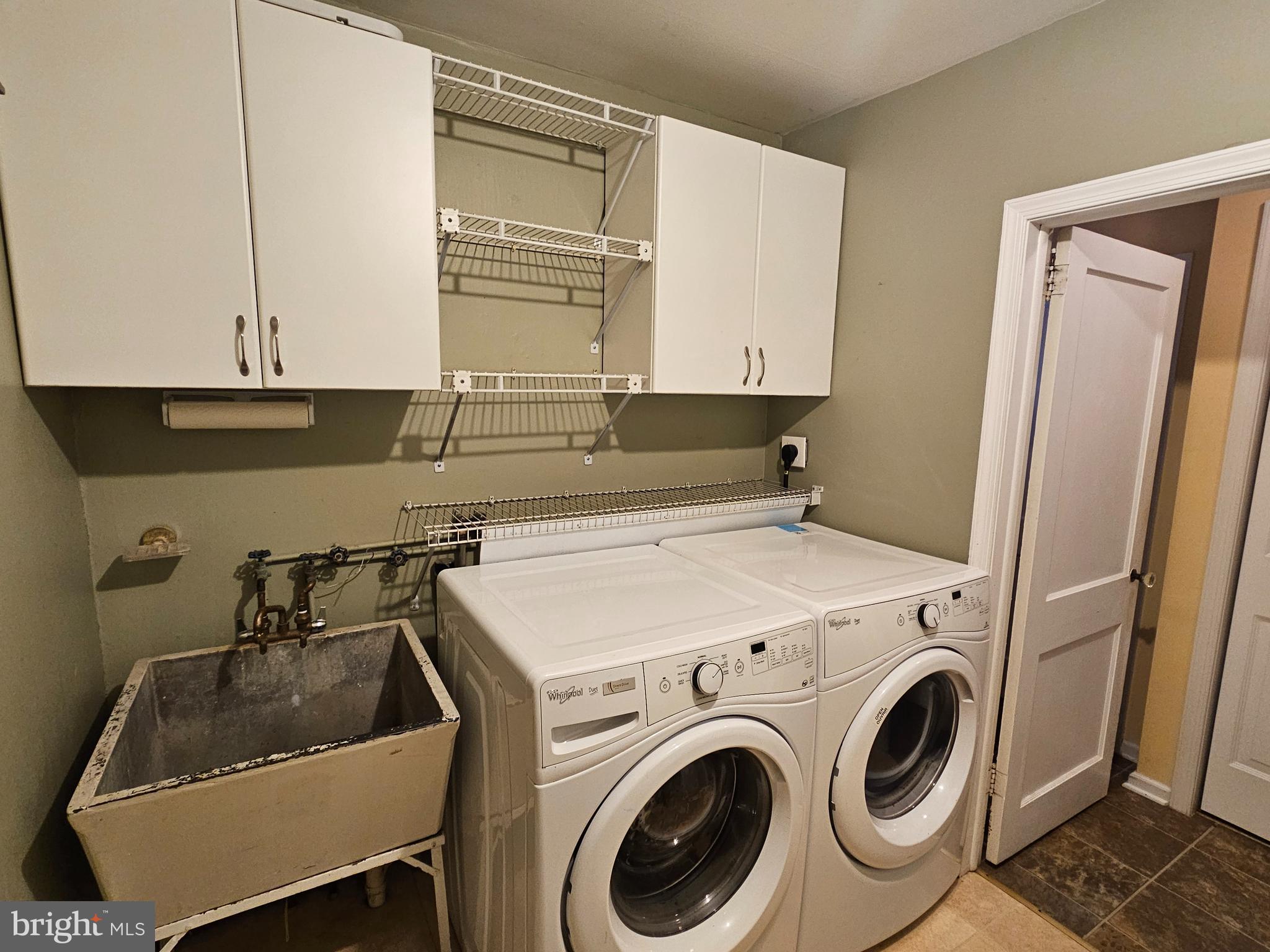 EDDINGTON GDNS - Residential