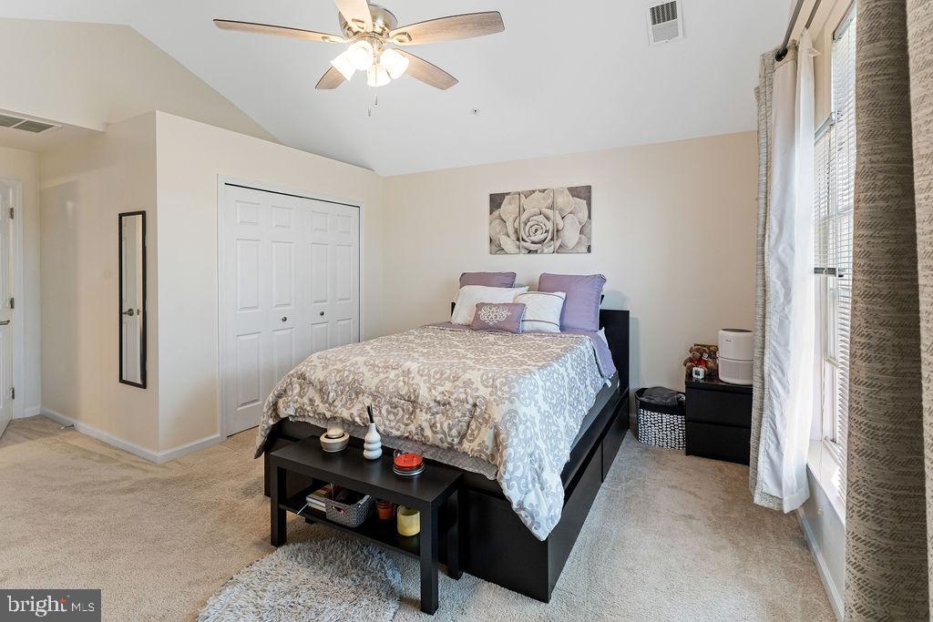 KENDALL RIDGE - Residential Lease